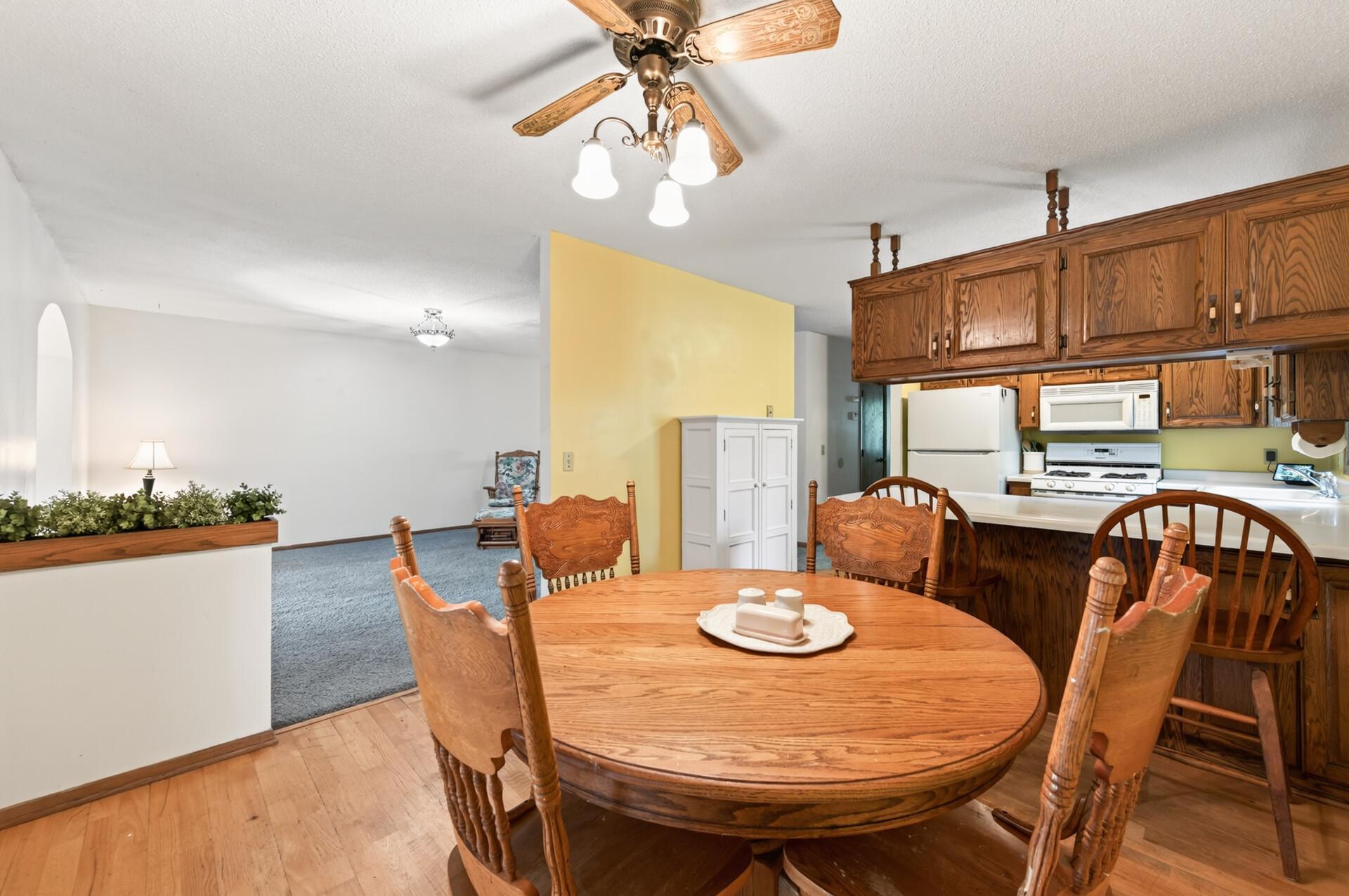 1810 Cedar Place Property Photo 10
