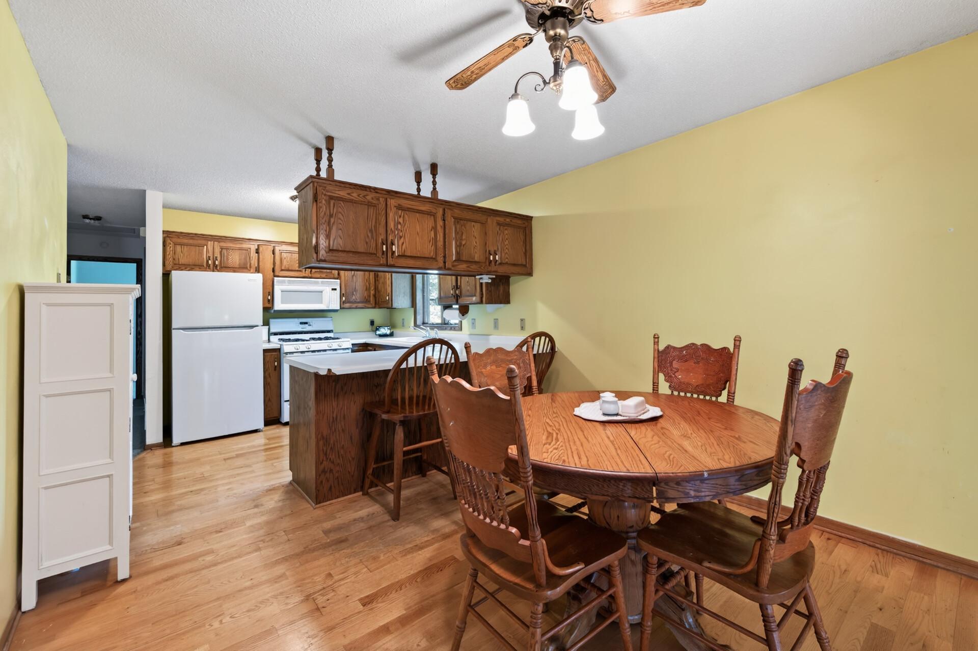 1810 Cedar Place Property Photo 11