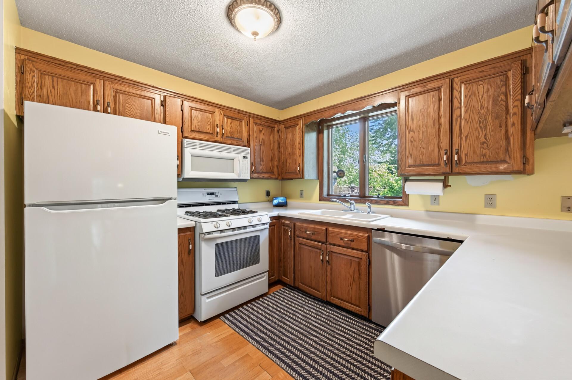 1810 Cedar Place Property Photo 12