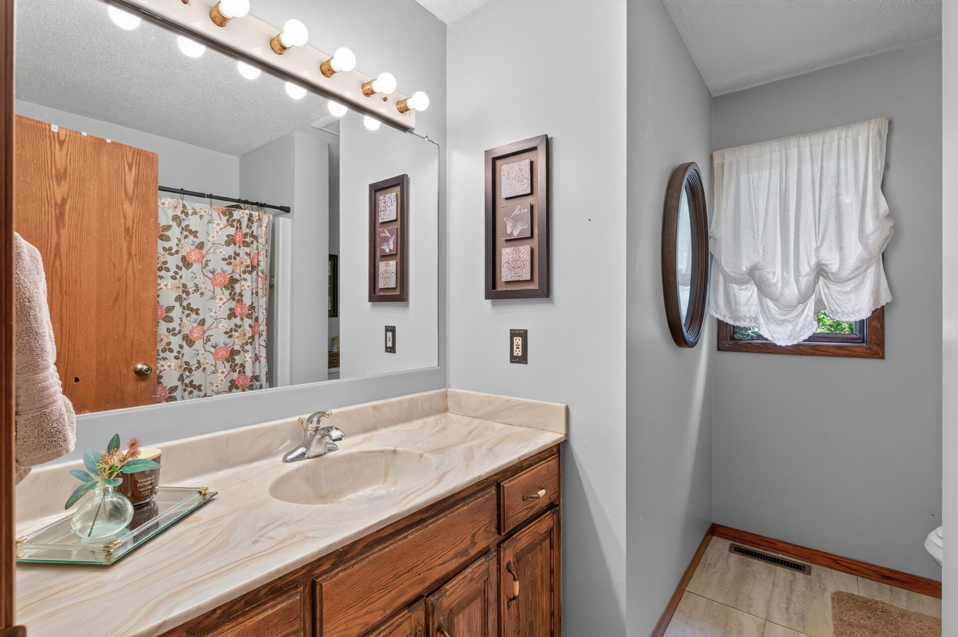 1810 Cedar Place Property Photo 22