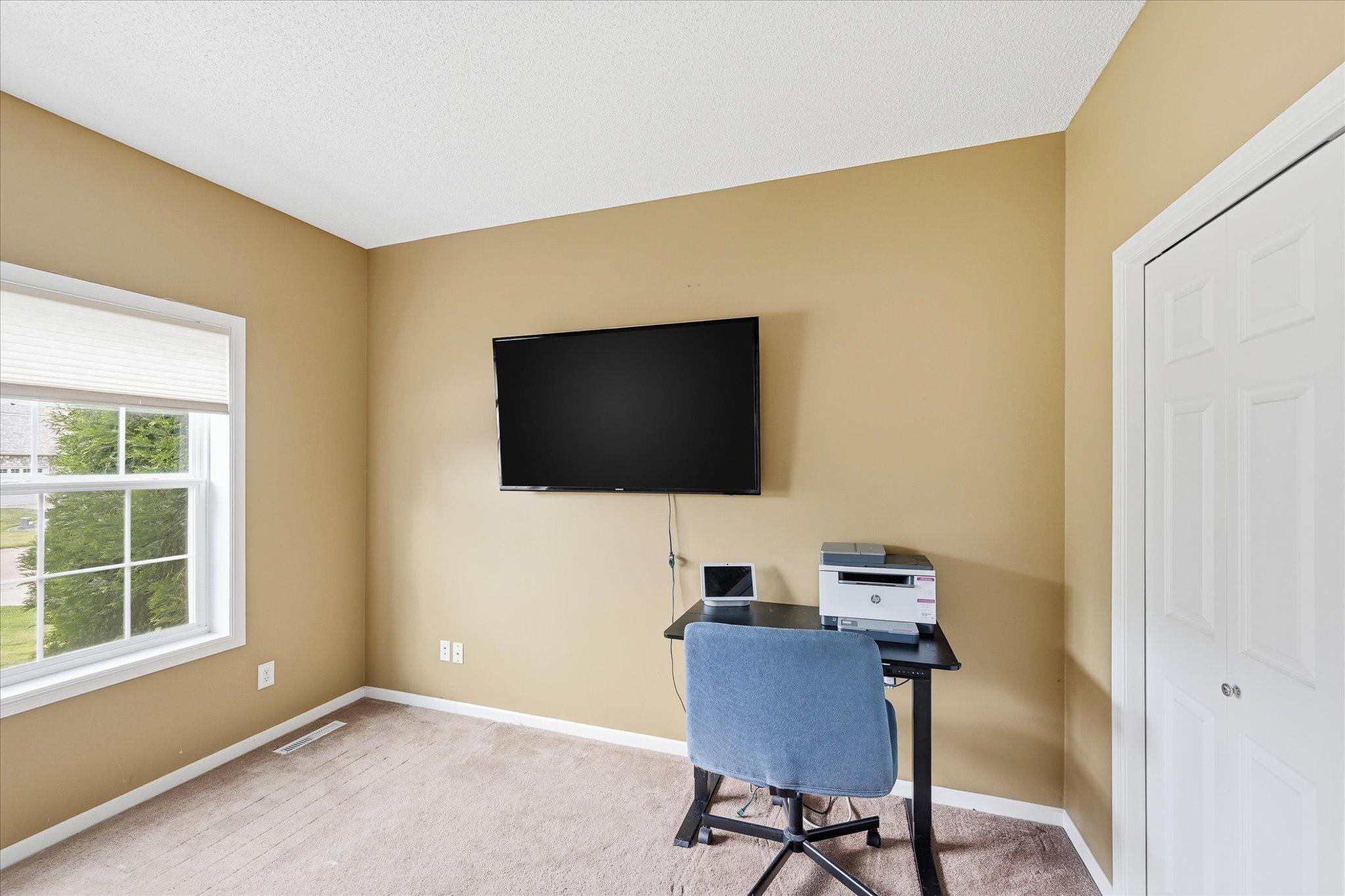 2410 Meadow Drive Property Photo 19