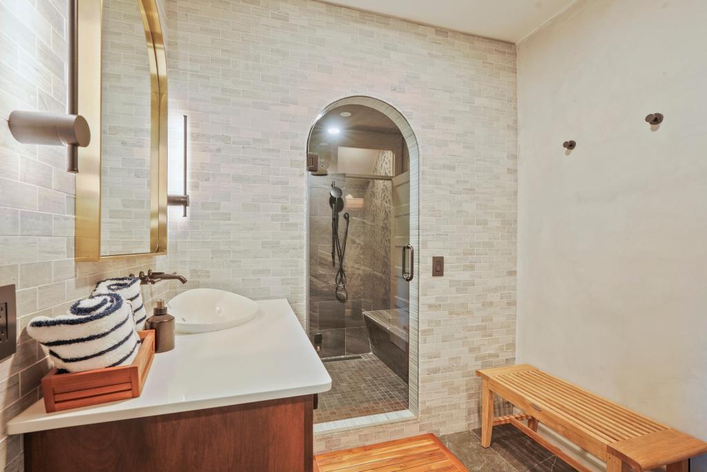 5612 Edgewater Drive Property Photo 25