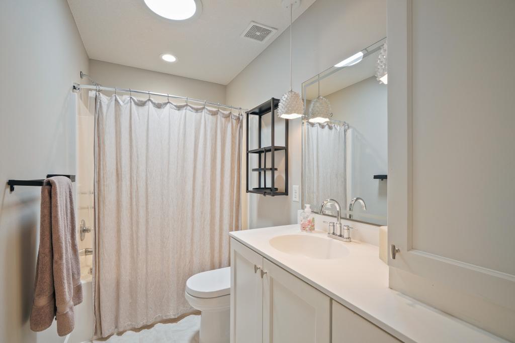 5612 Edgewater Drive Property Photo 27