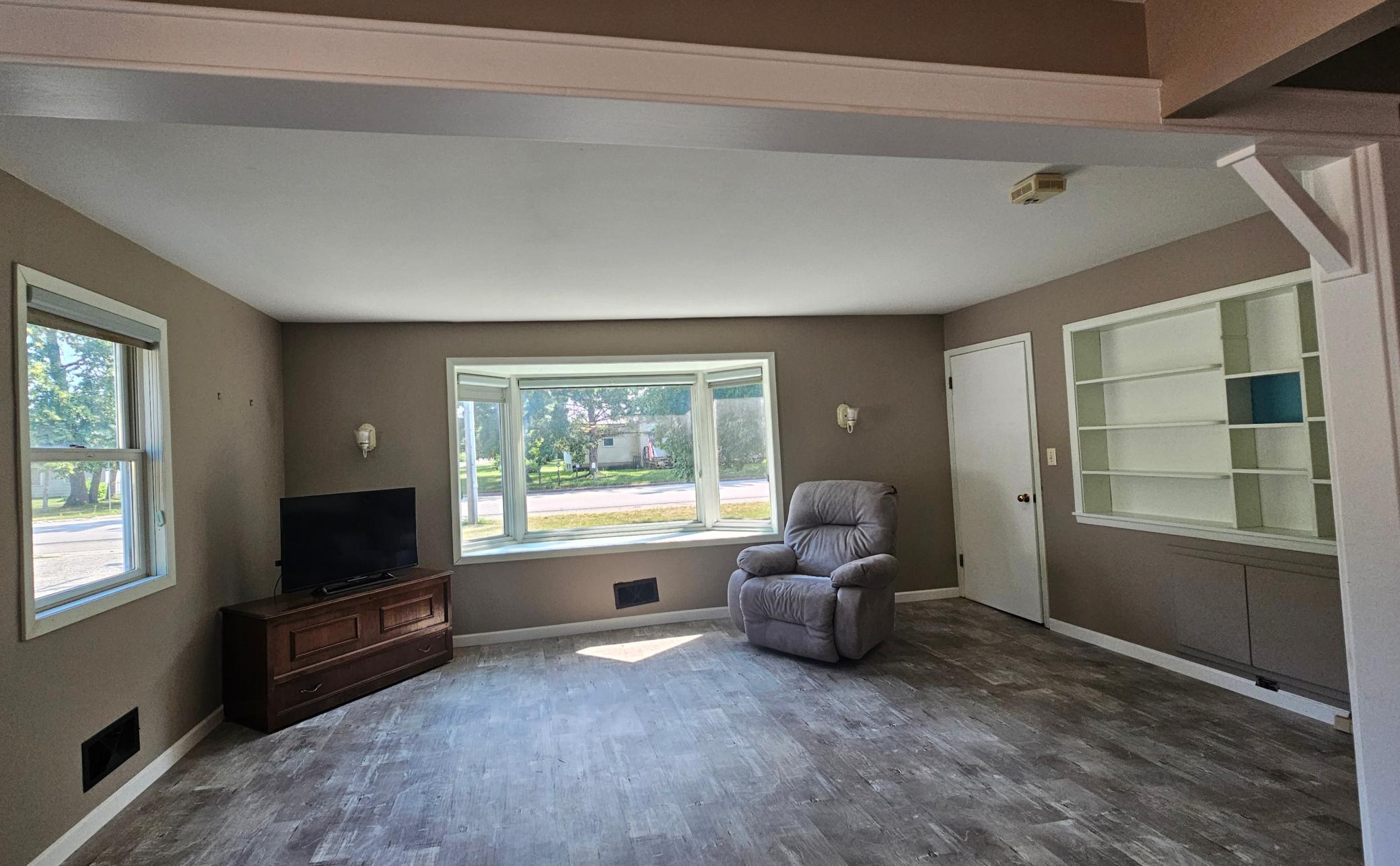 491 North Avenue Property Photo 3