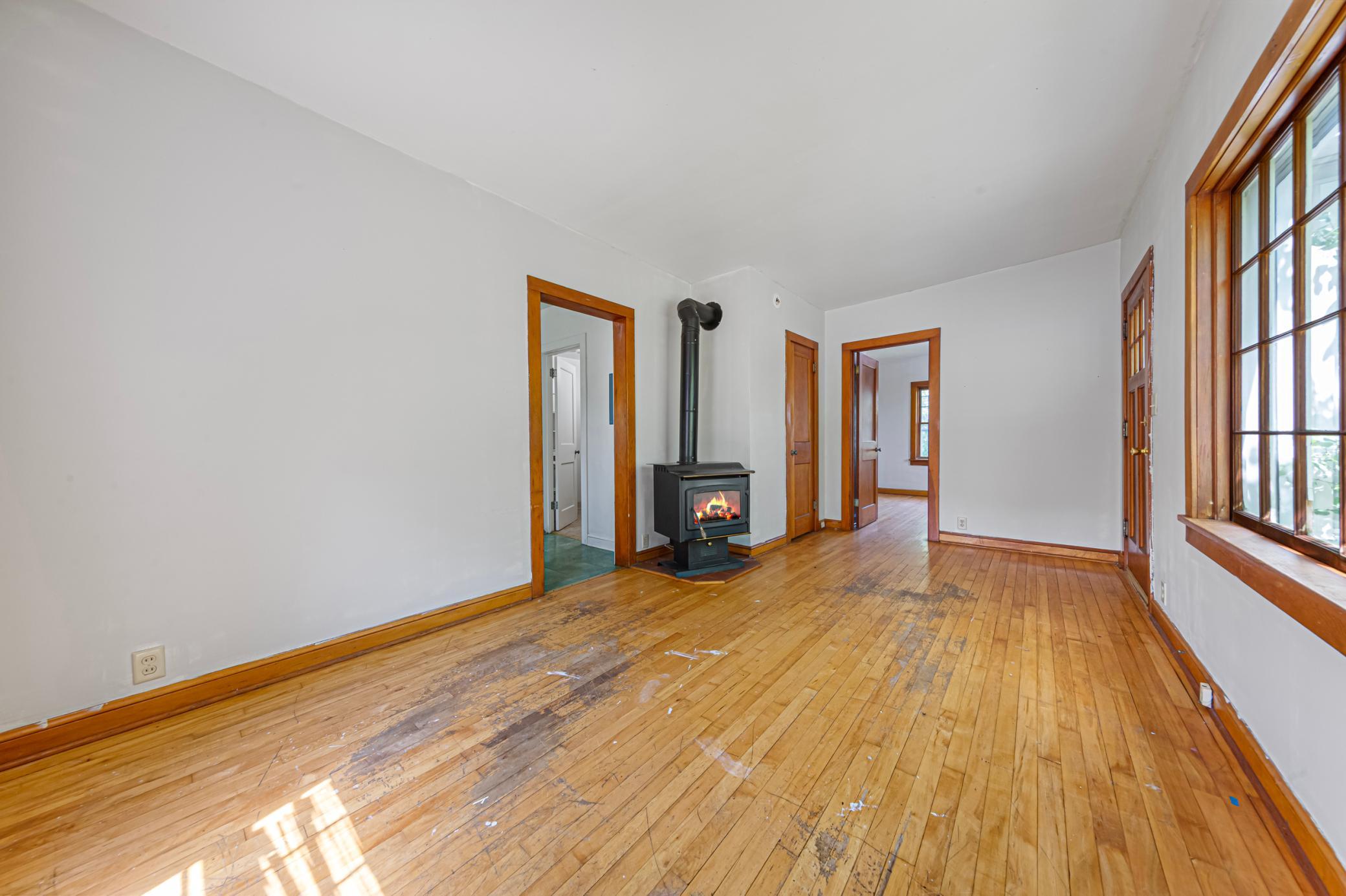 2306 4th Street Property Photo 9