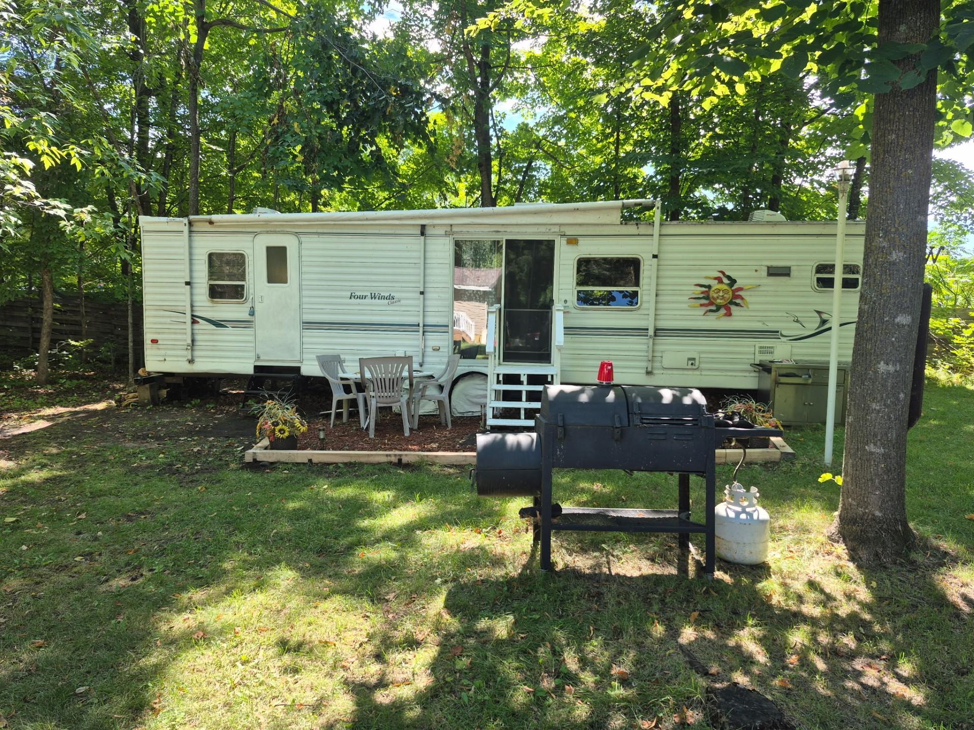 5402 Whistle Road Property Photo 3