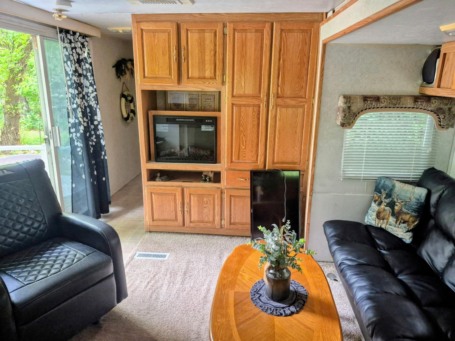 5402 Whistle Road Property Photo 7