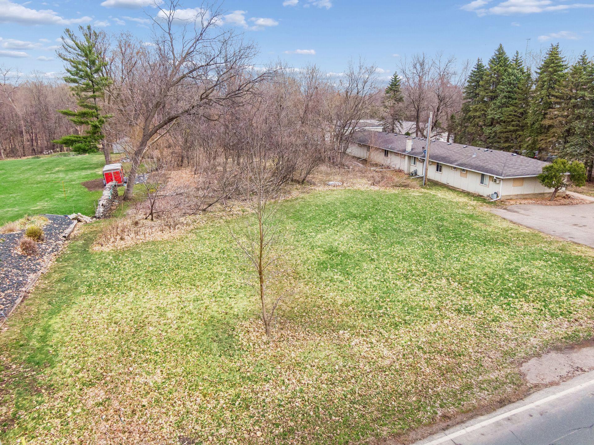 24560 Smithtown Road Property Photo 3