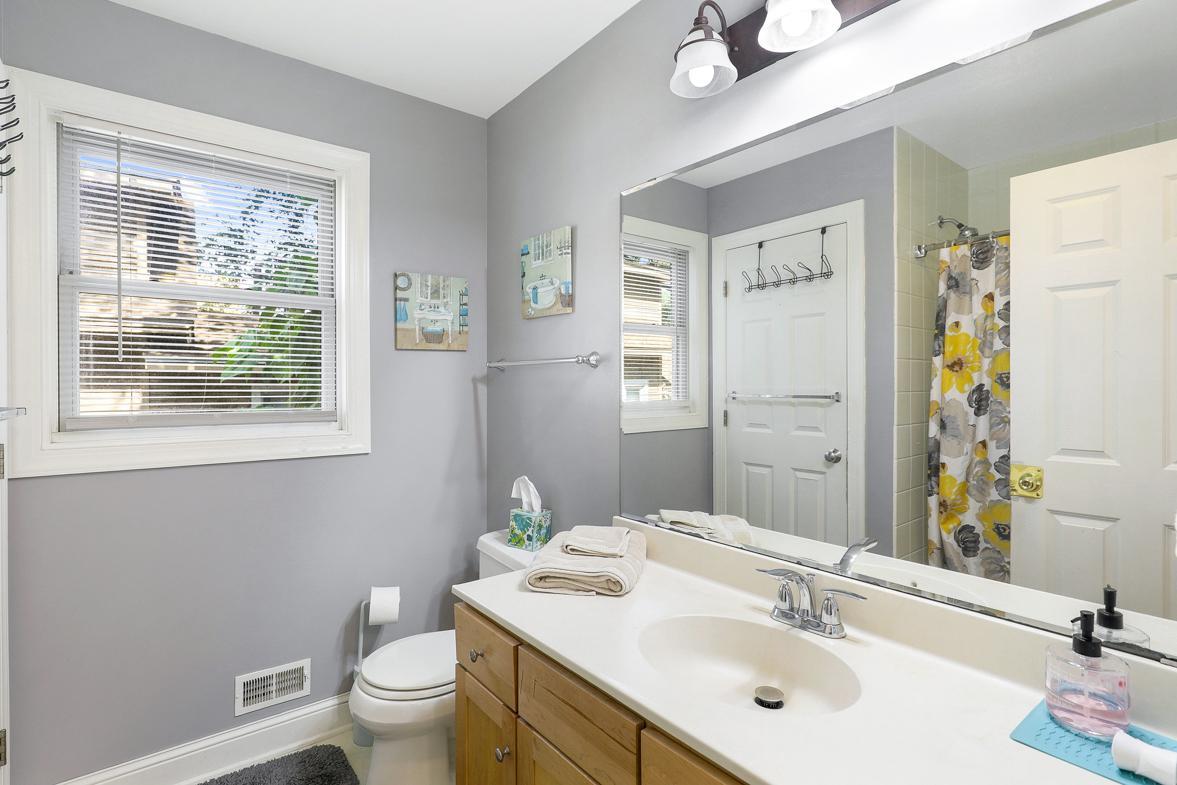 582 State Street Property Photo 15