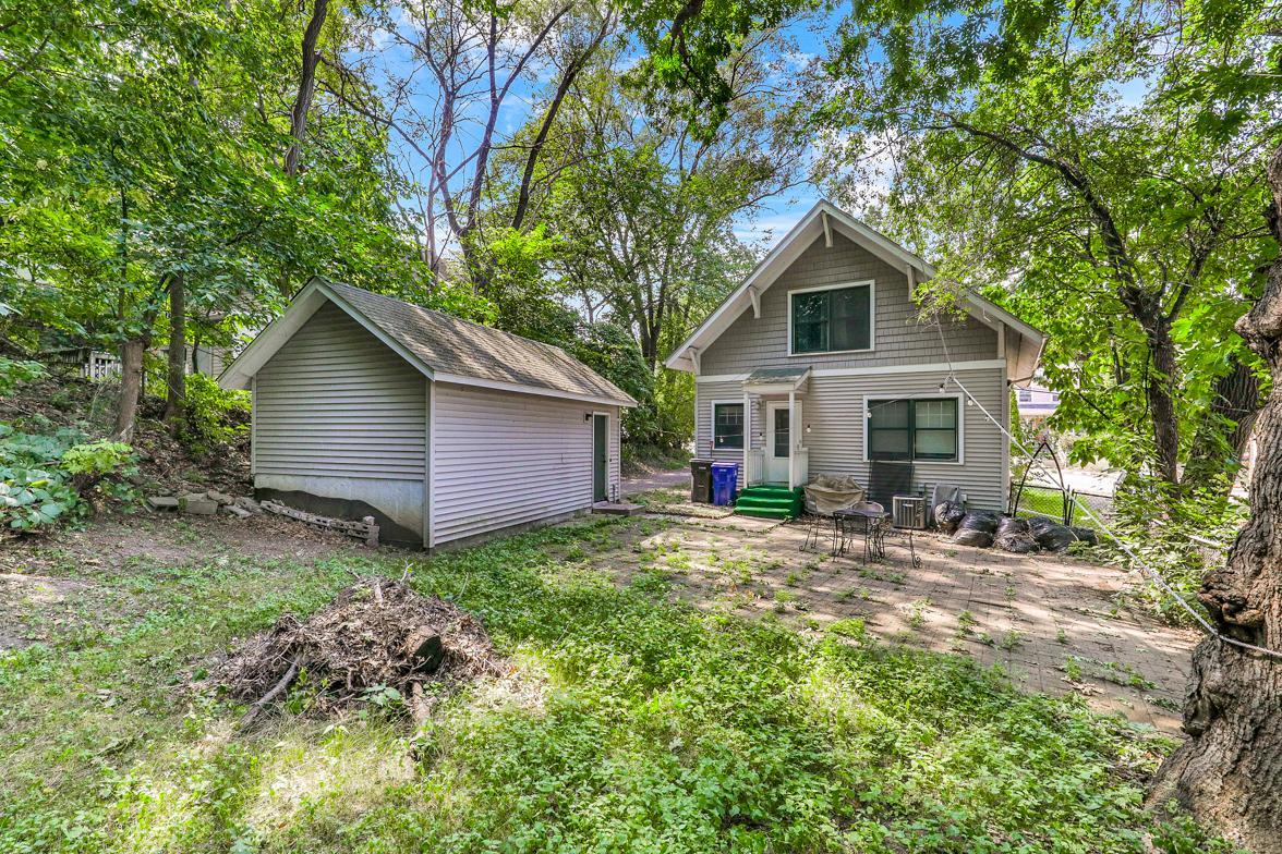 582 State Street Property Photo 26