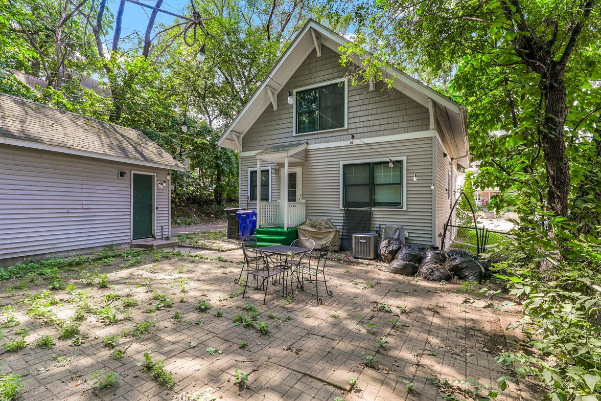 582 State Street Property Photo 27