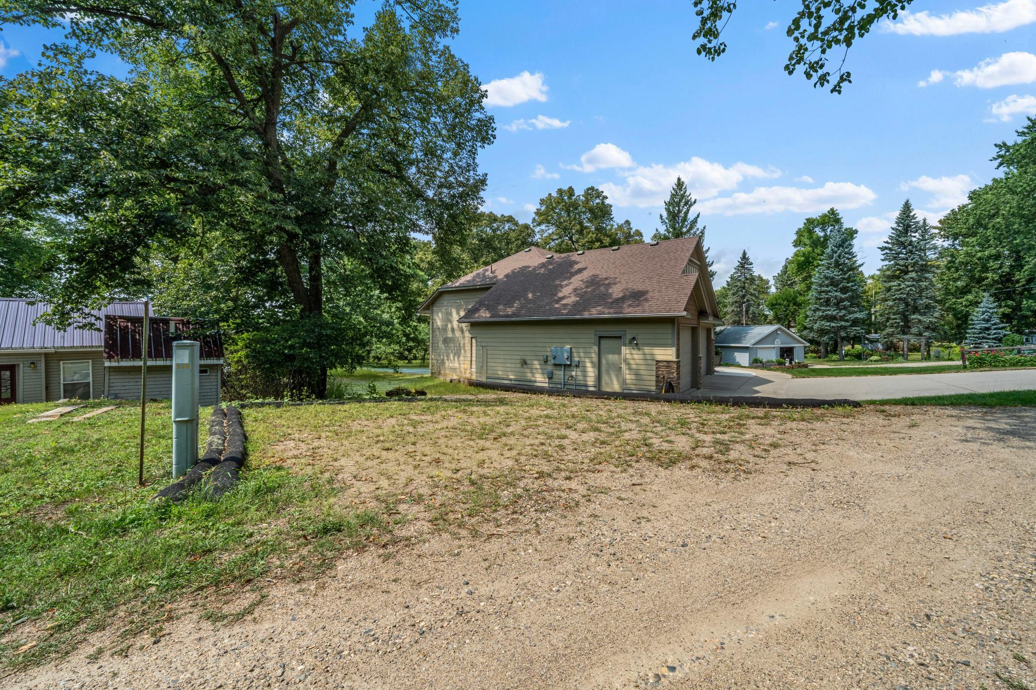 12949 Birch Drive Property Photo 6