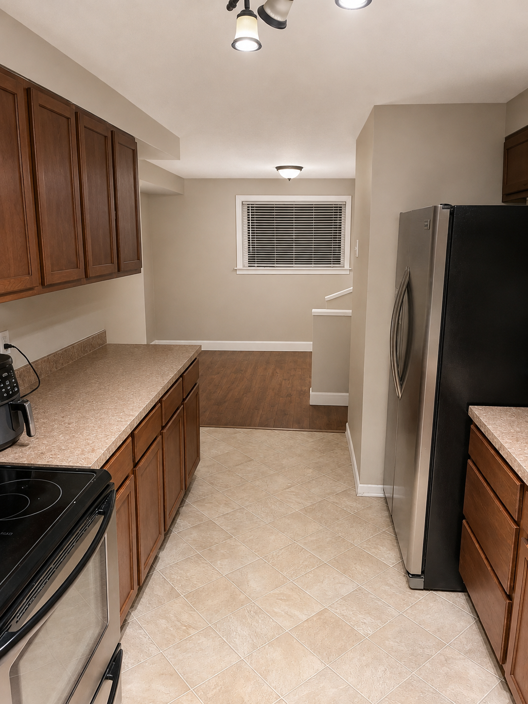 4859 Bryant Avenue N Property Photo 8