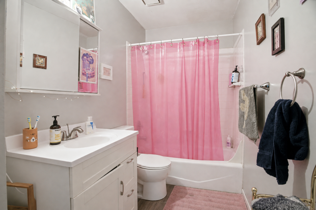 3129 Clinton Avenue Property Photo 13