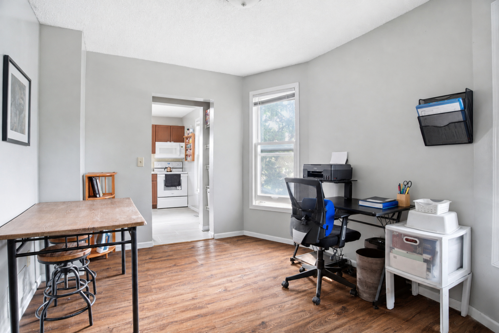 3129 Clinton Avenue Property Photo 16