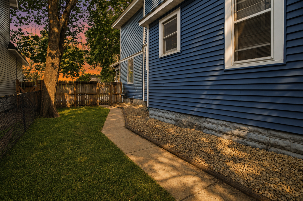 3129 Clinton Avenue Property Photo 24