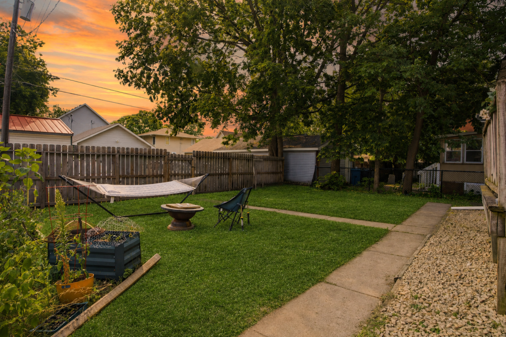 3129 Clinton Avenue Property Photo 26