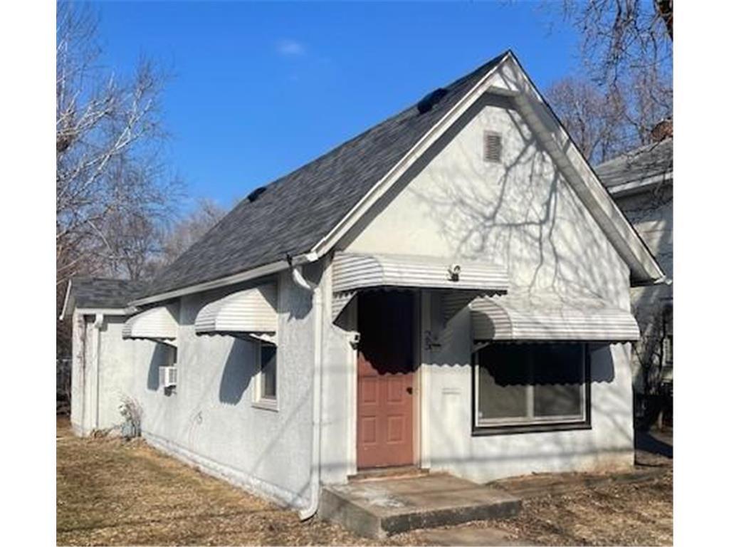 25 Winter Street Property Photo 1