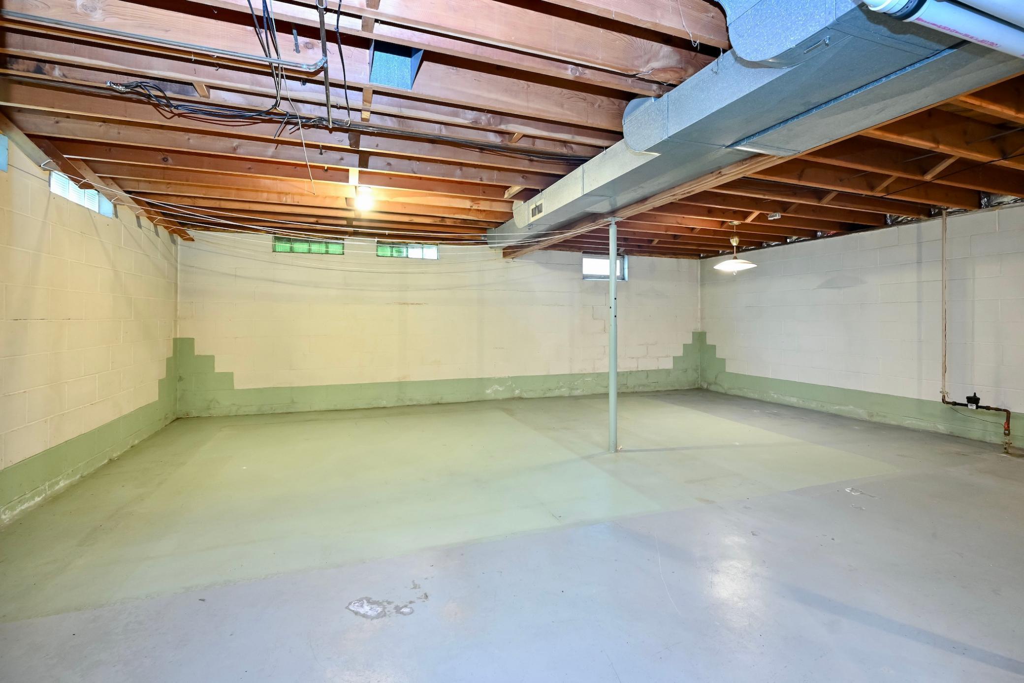 625 Terry Lane Property Photo 15