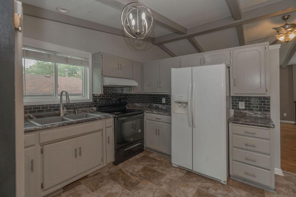 2041 Northway Circle Property Photo 13