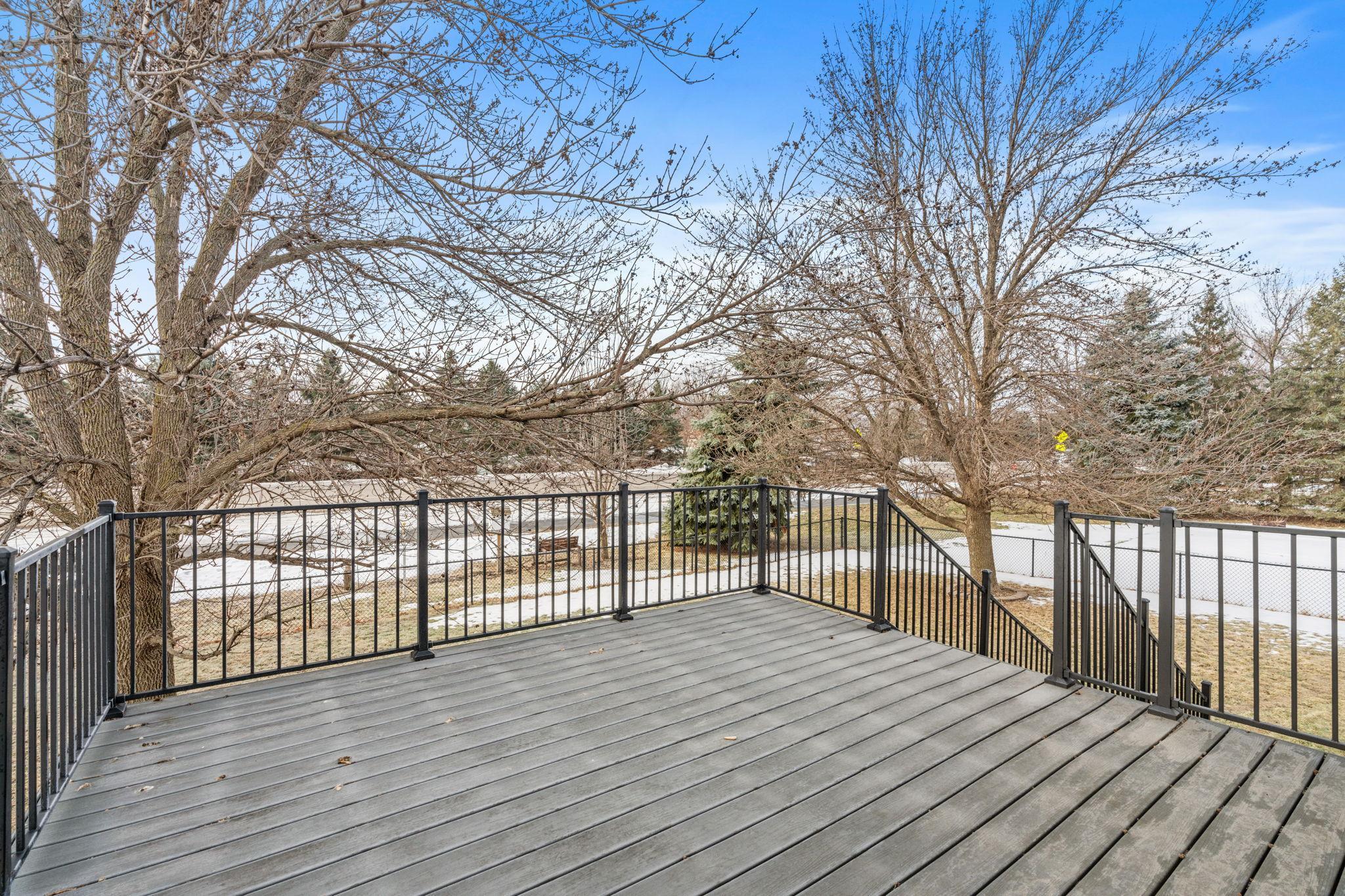 950 Herbert Street Property Photo 7