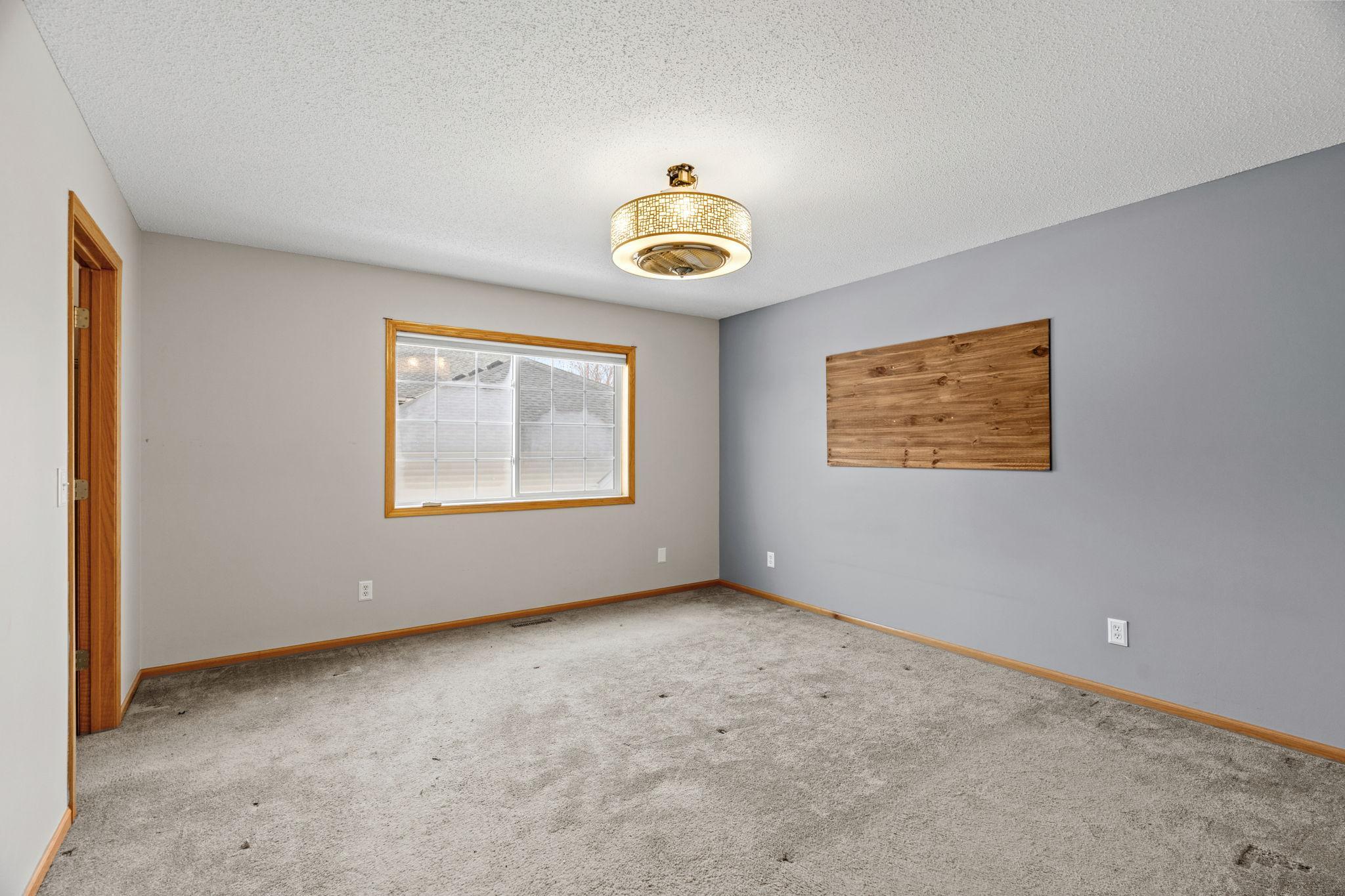 950 Herbert Street Property Photo 16
