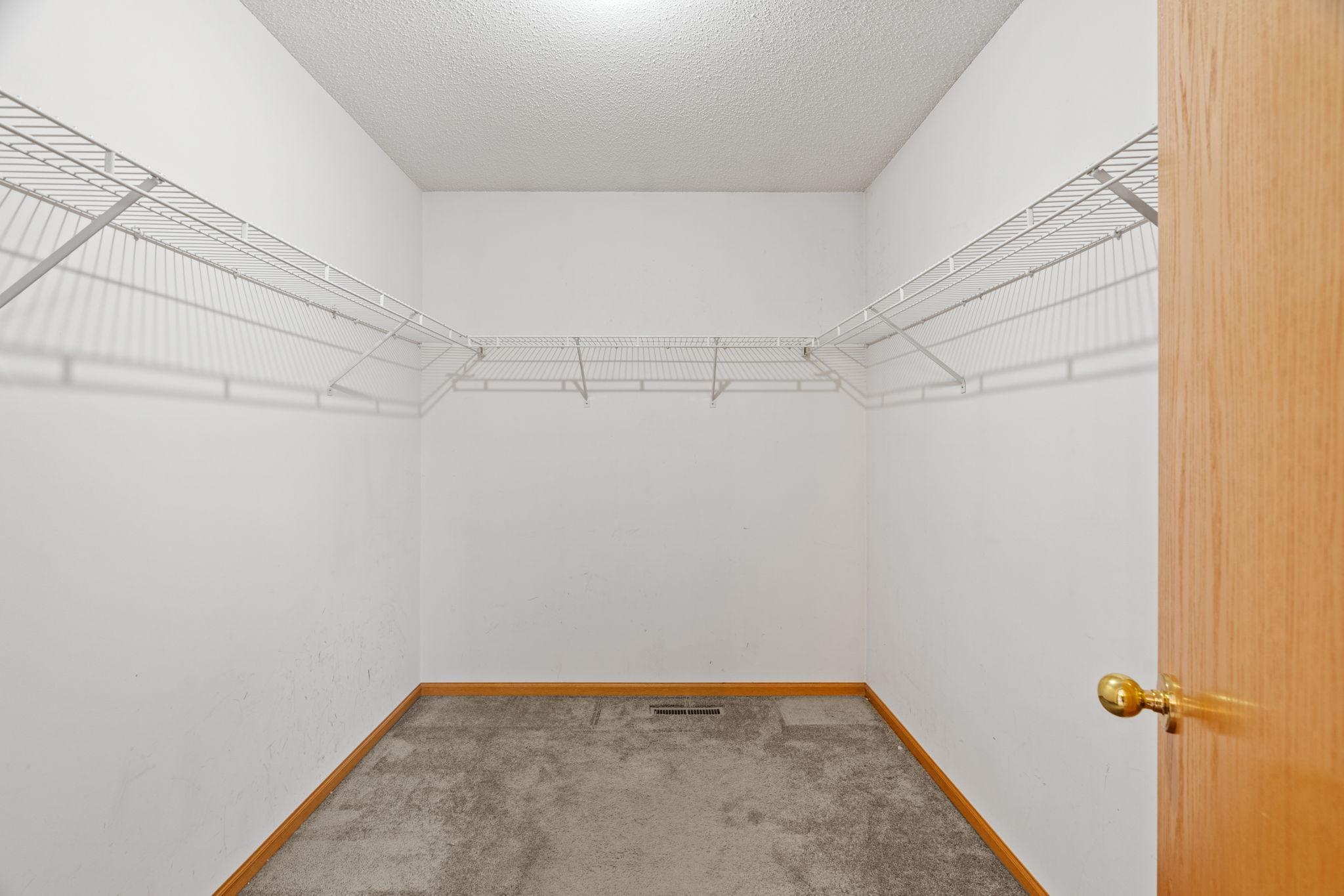 950 Herbert Street Property Photo 19