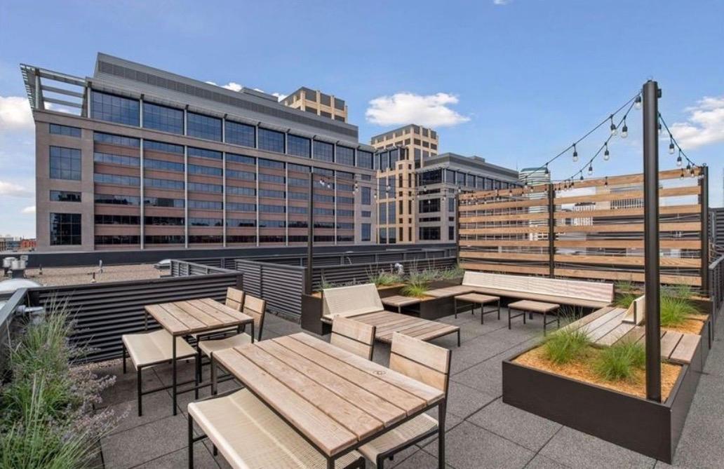 250 Park Avenue 712 Property Photo 18