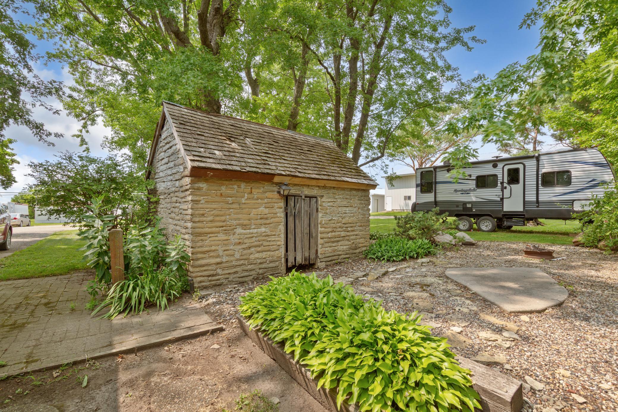 851 450th Street Property Photo 13