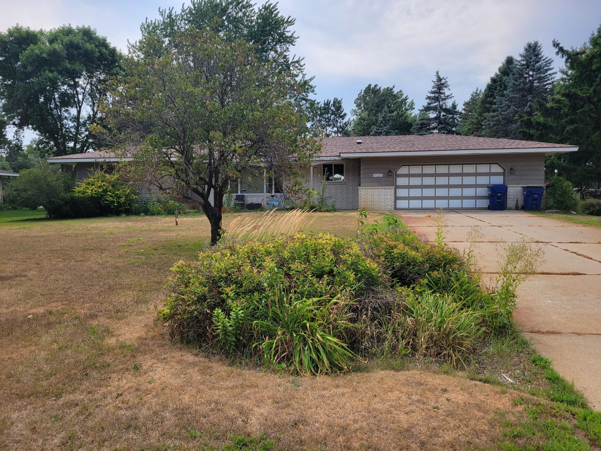 1023 Bromo Avenue Property Photo 1