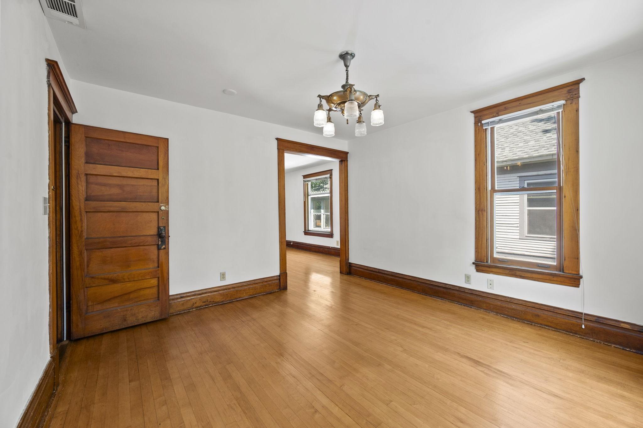 505 8th Avenue Se Property Photo 6