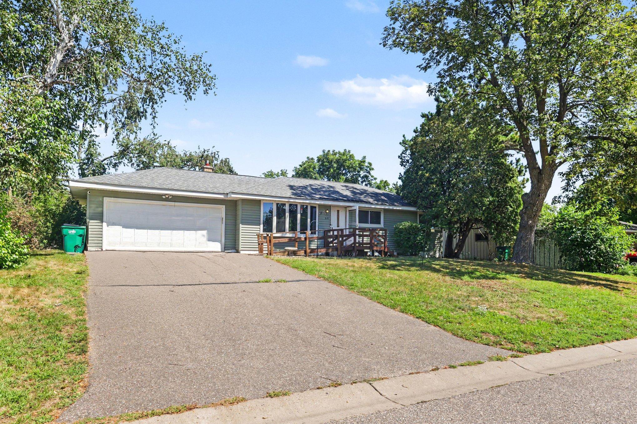 217 Dawn Avenue Property Photo 2