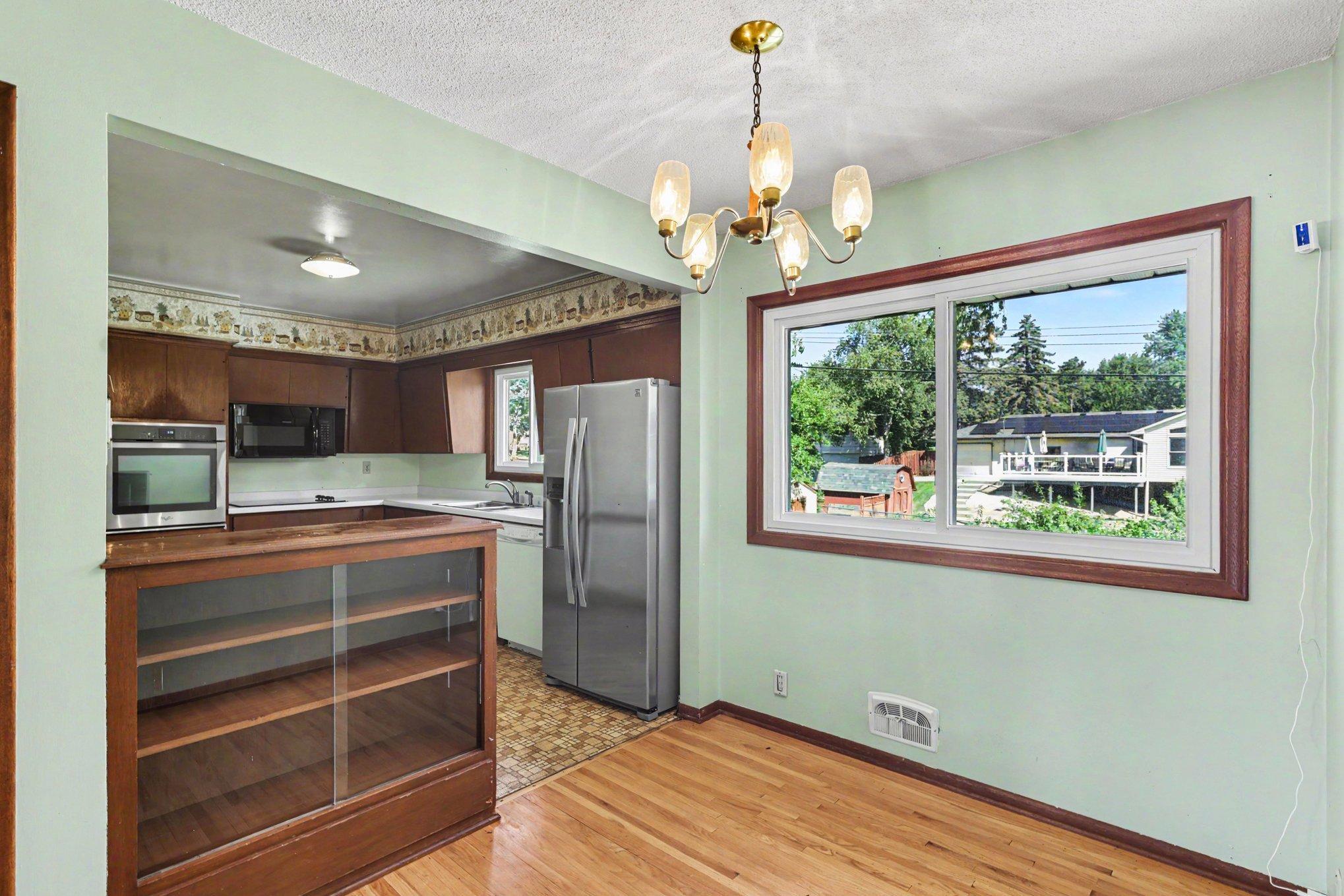 217 Dawn Avenue Property Photo 5