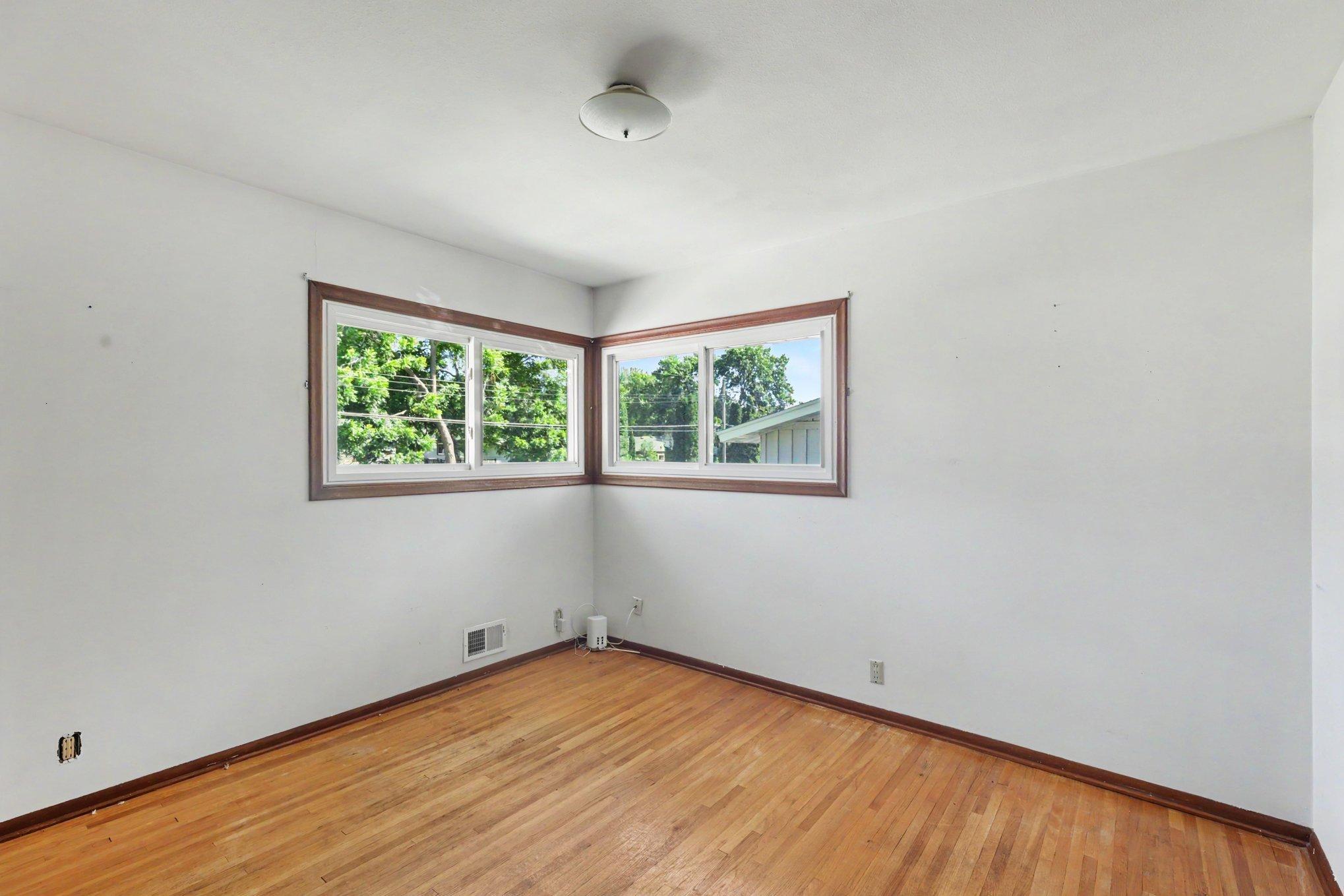 217 Dawn Avenue Property Photo 13