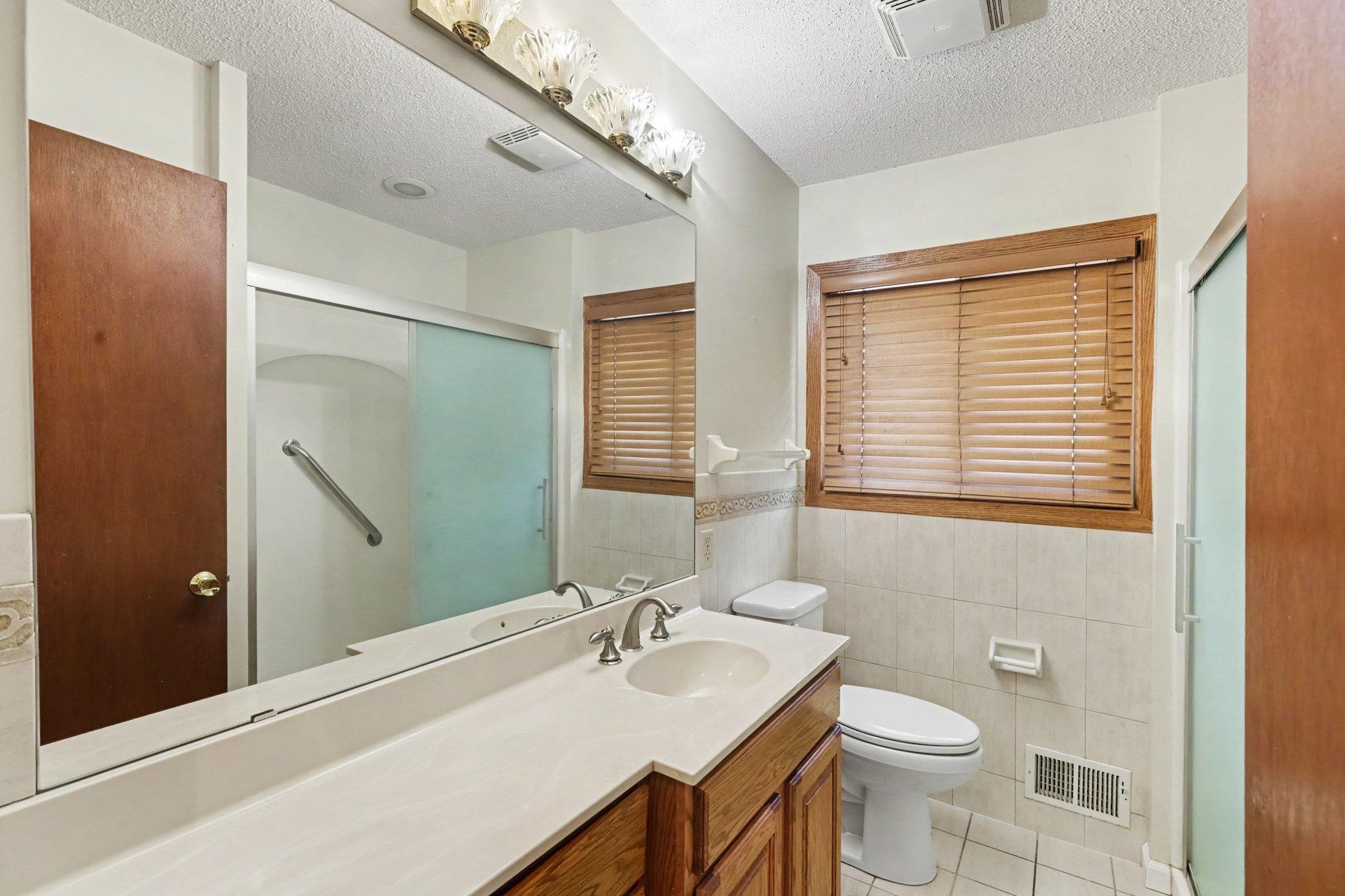 217 Dawn Avenue Property Photo 14