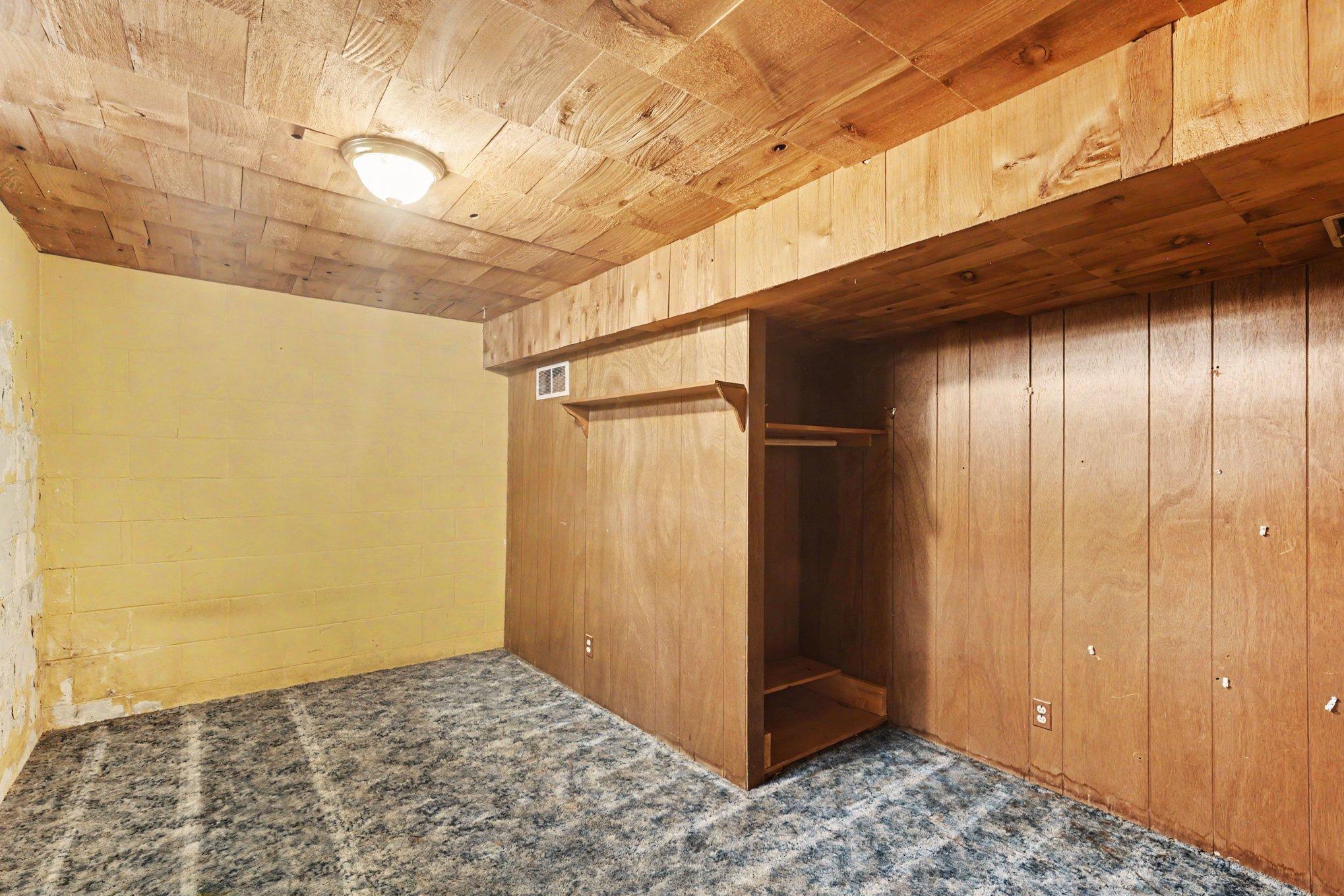 217 Dawn Avenue Property Photo 24