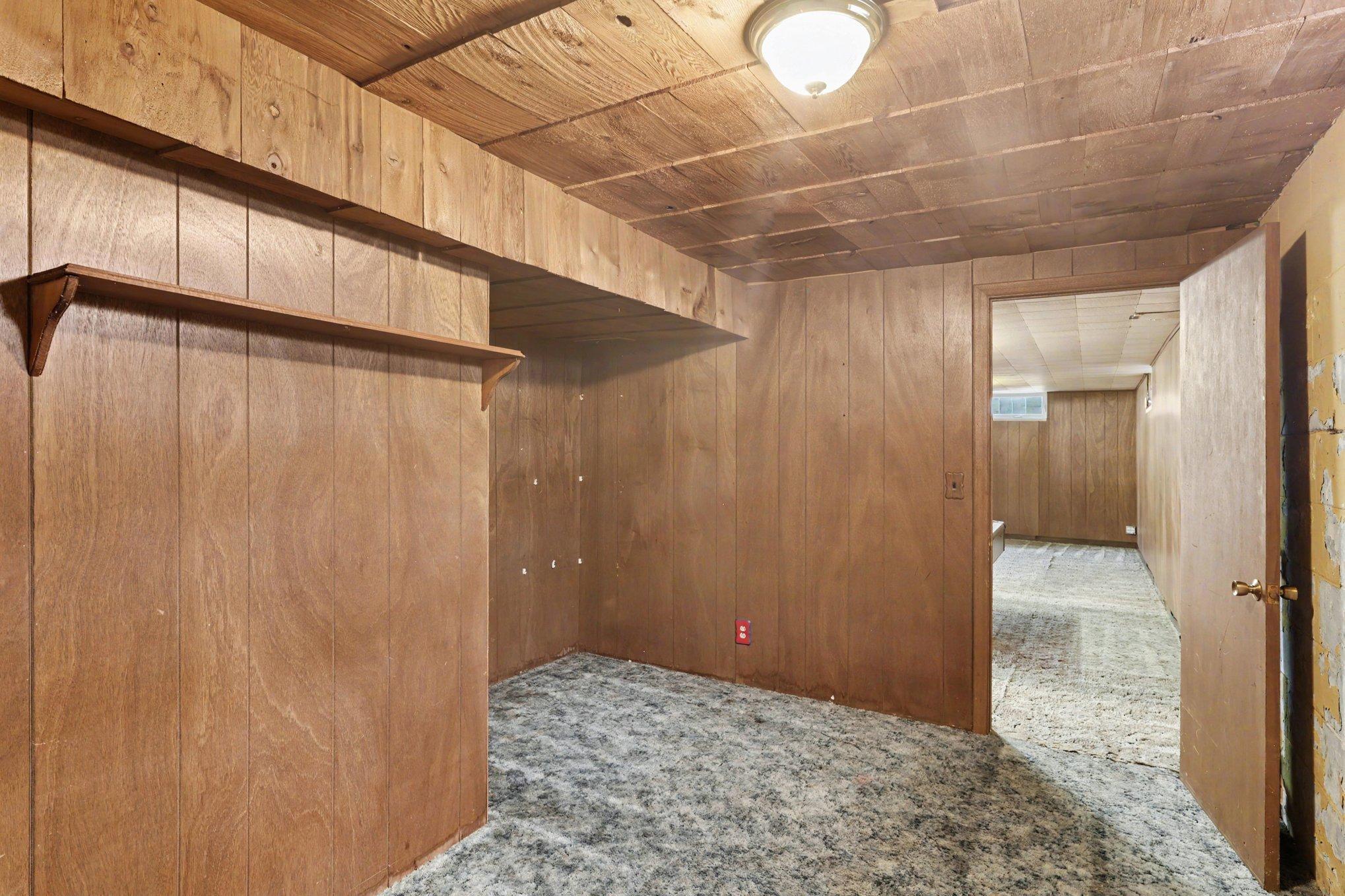 217 Dawn Avenue Property Photo 25