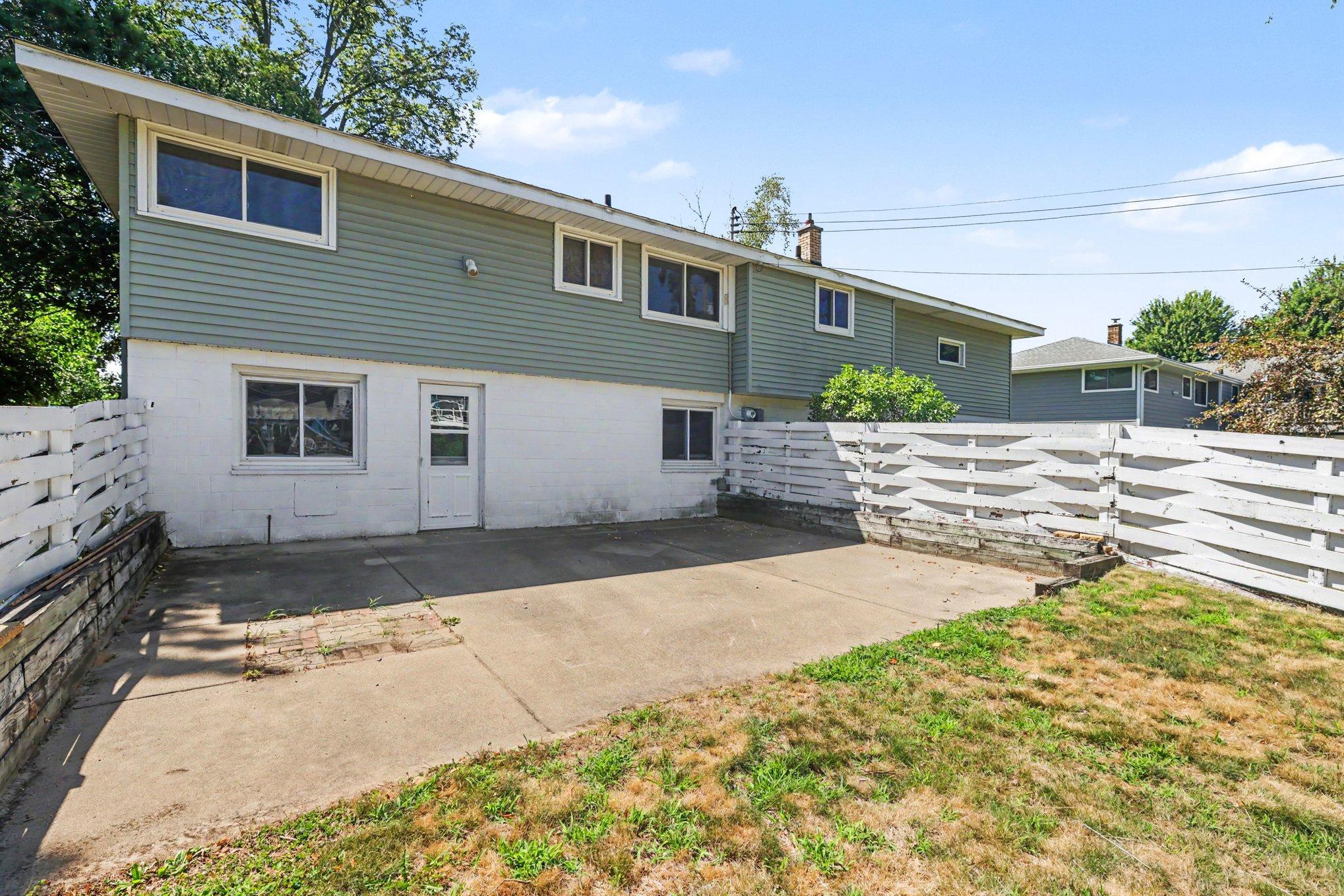 217 Dawn Avenue Property Photo 29