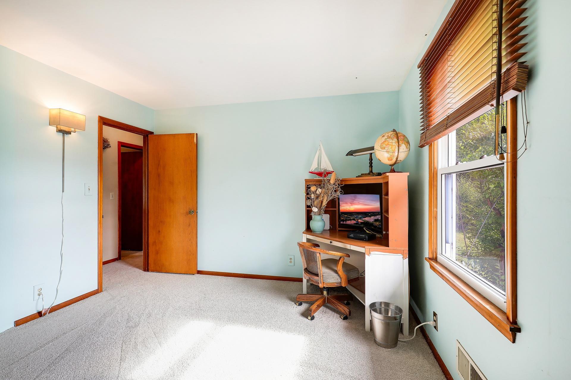 10519 Thomas Avenue S Property Photo 23
