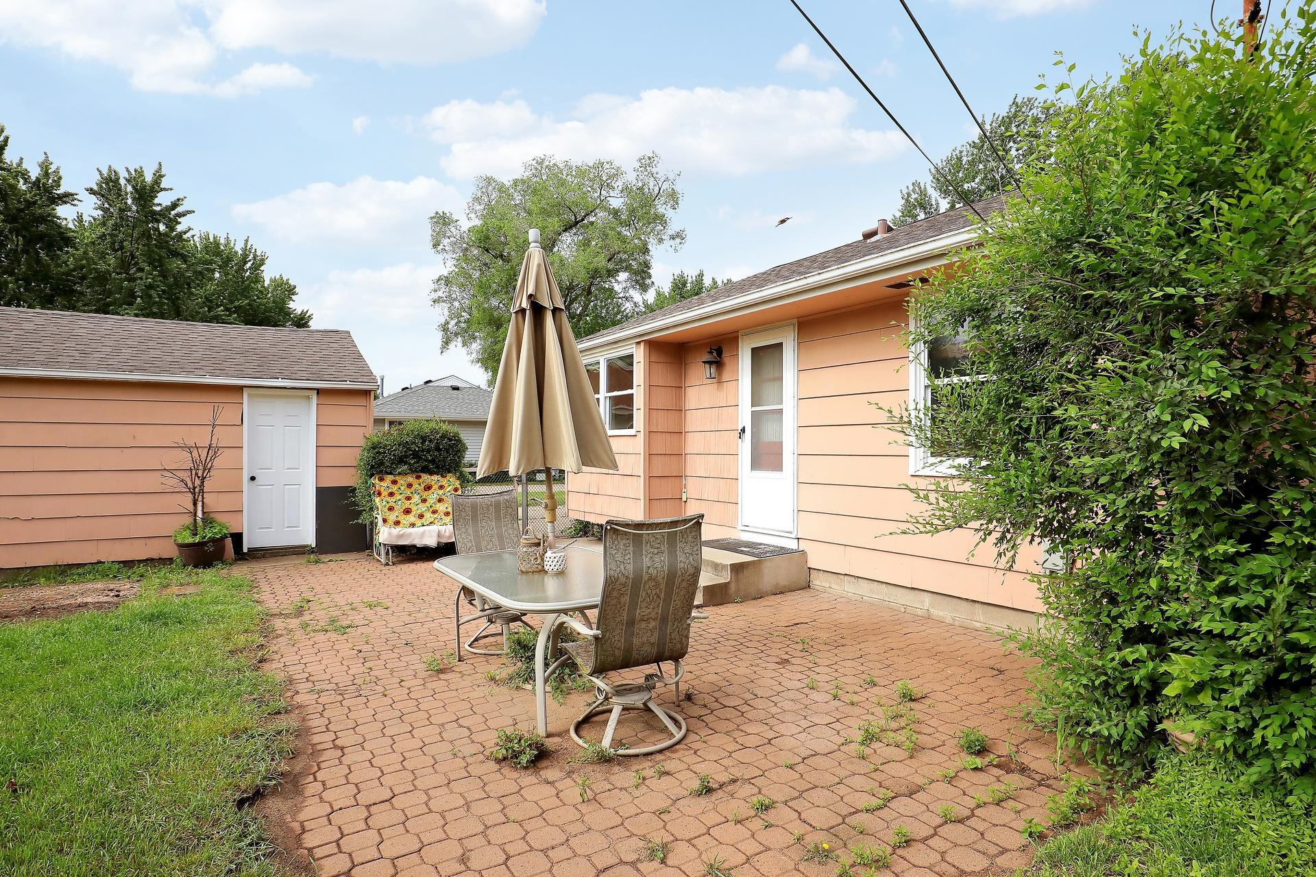10519 Thomas Avenue S Property Photo 38