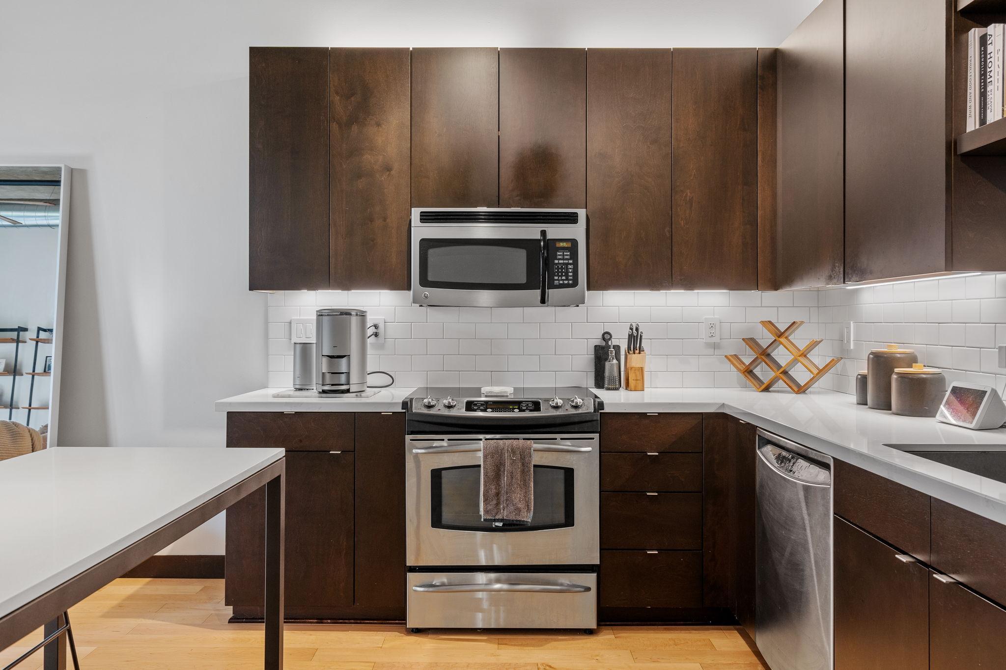 618 Washington Avenue N 306 Property Photo 16