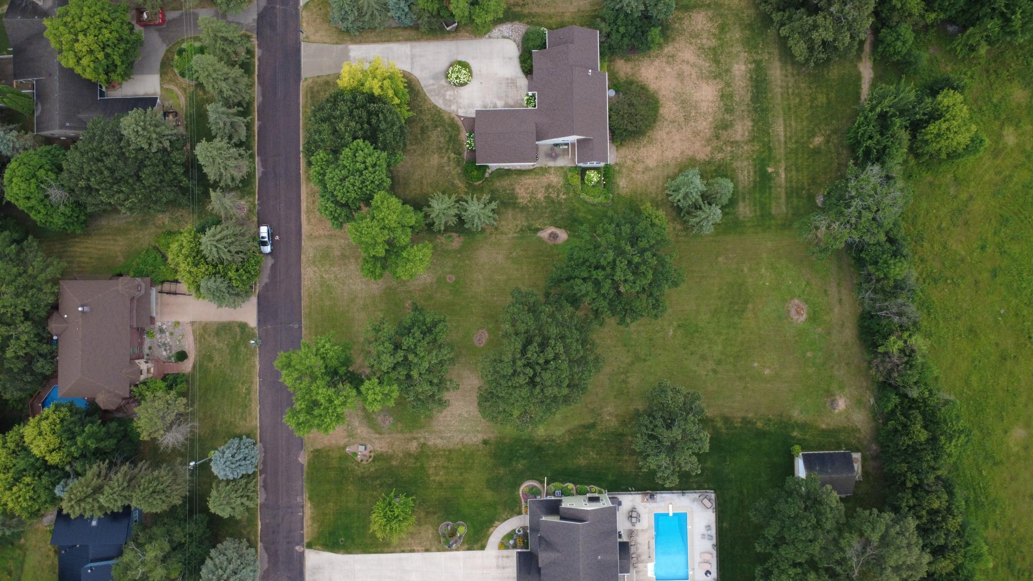 1806 Minnehuta Drive Property Photo 6
