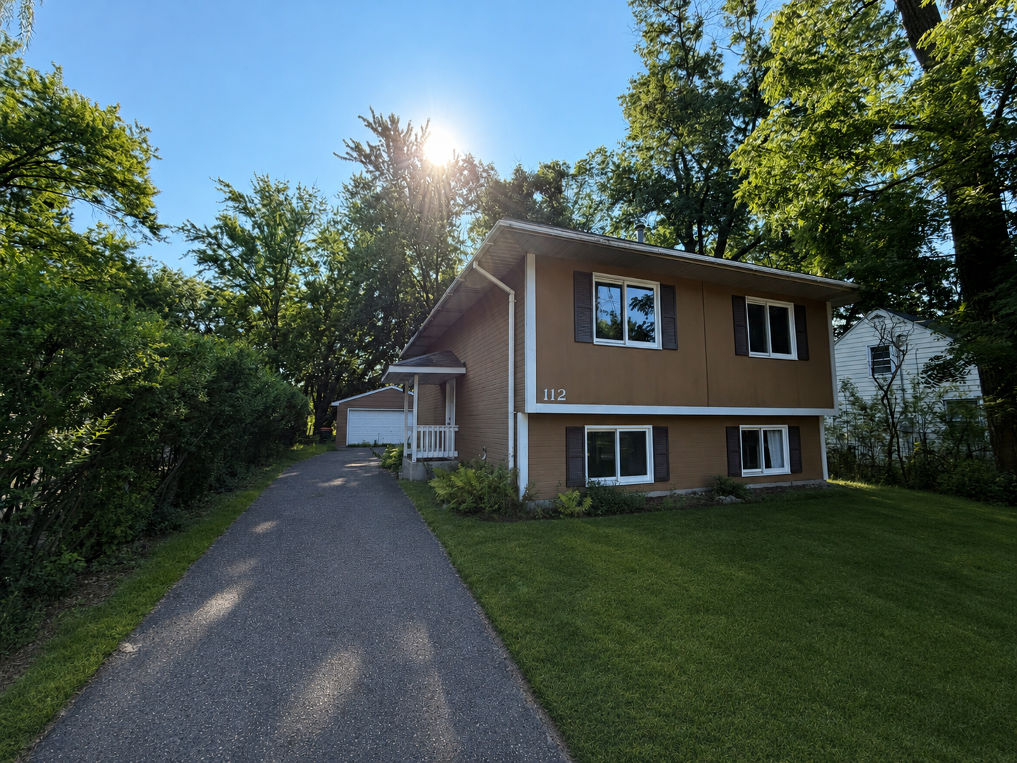 112 Mcgregor Avenue N Property Photo 1