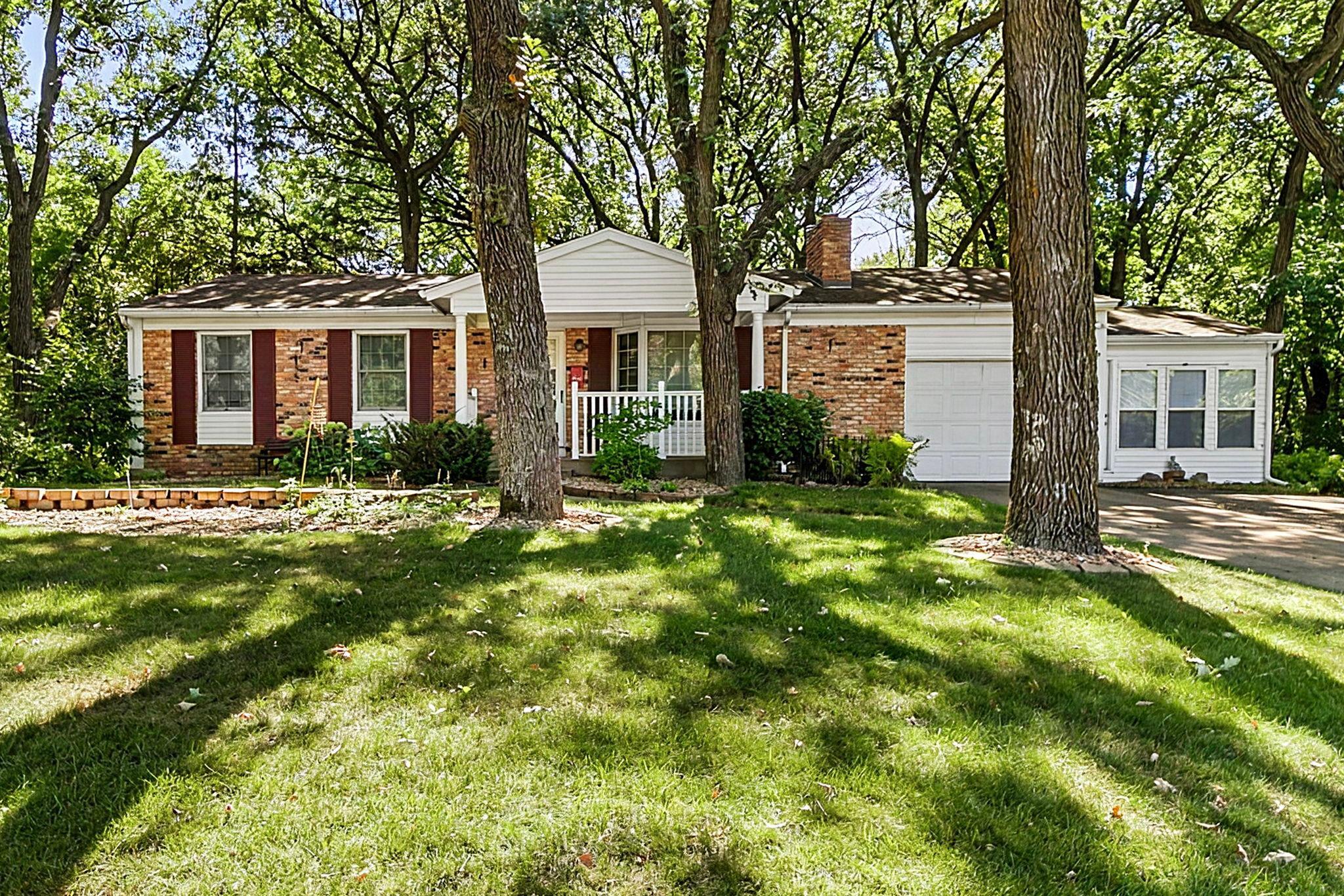 1720 Cherry Lane Property Photo 1