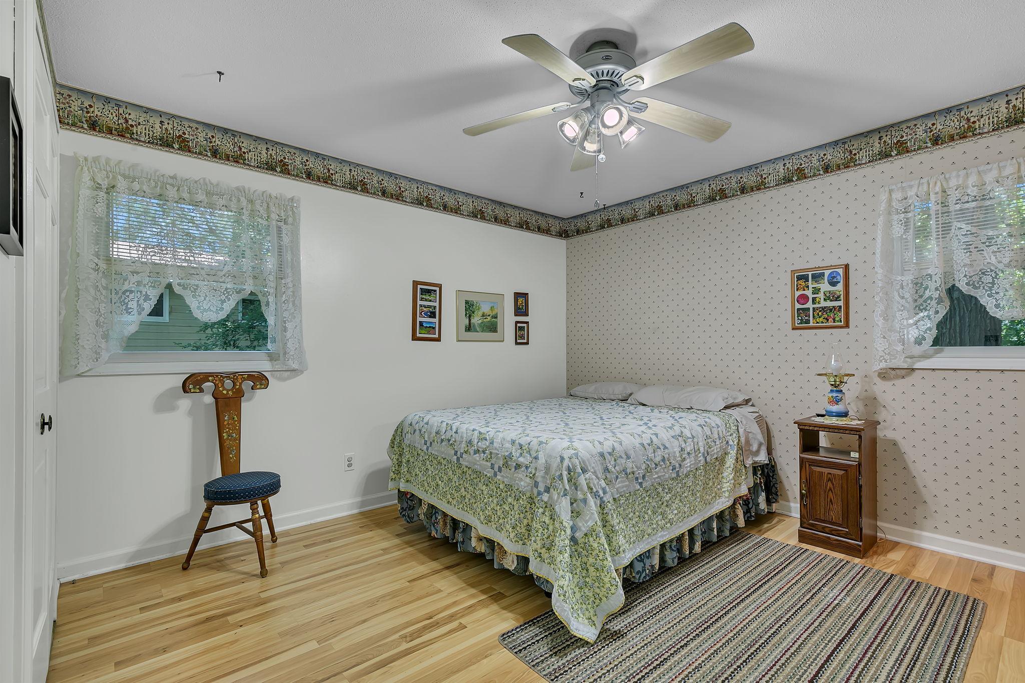 1720 Cherry Lane Property Photo 10