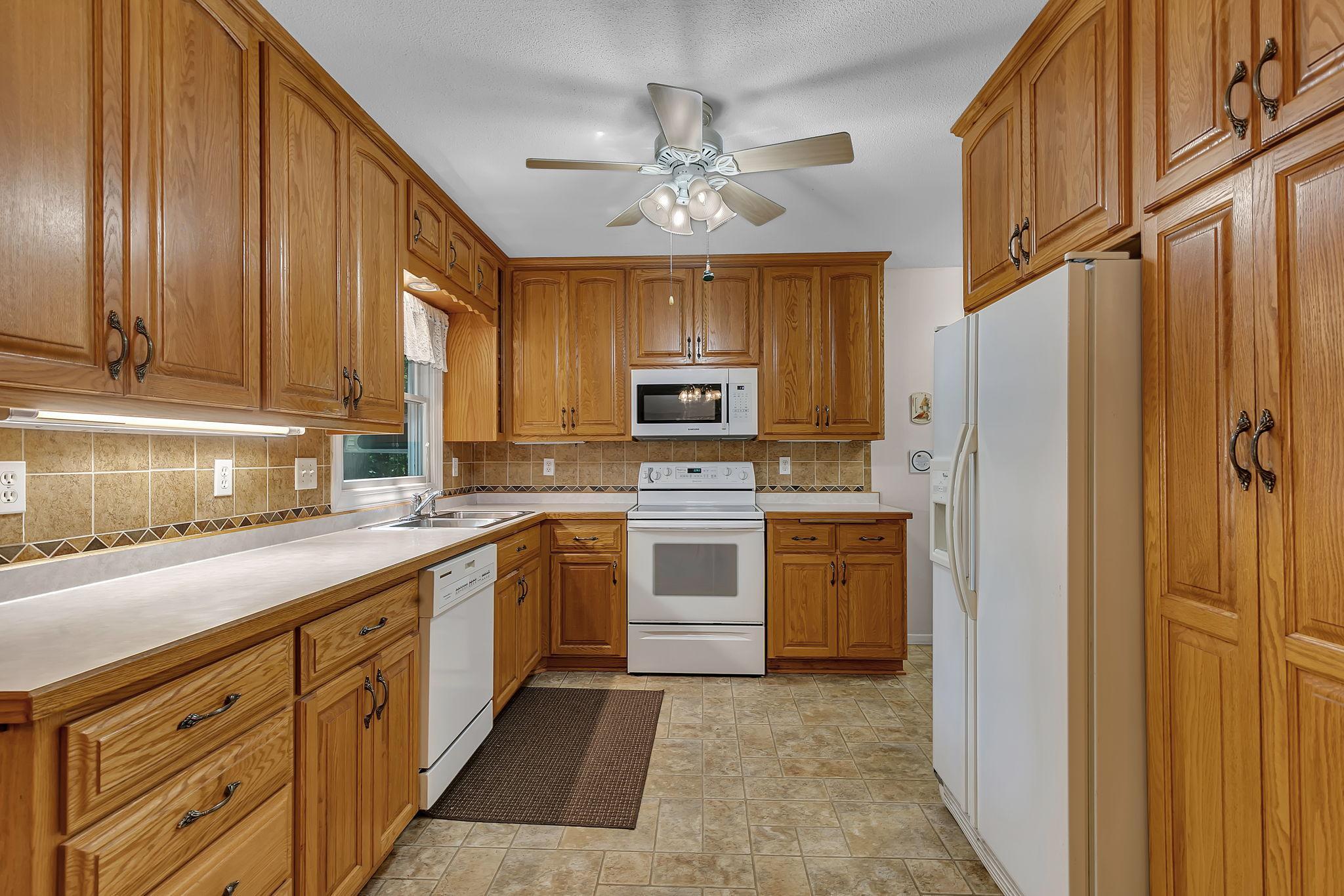 1720 Cherry Lane Property Photo 20