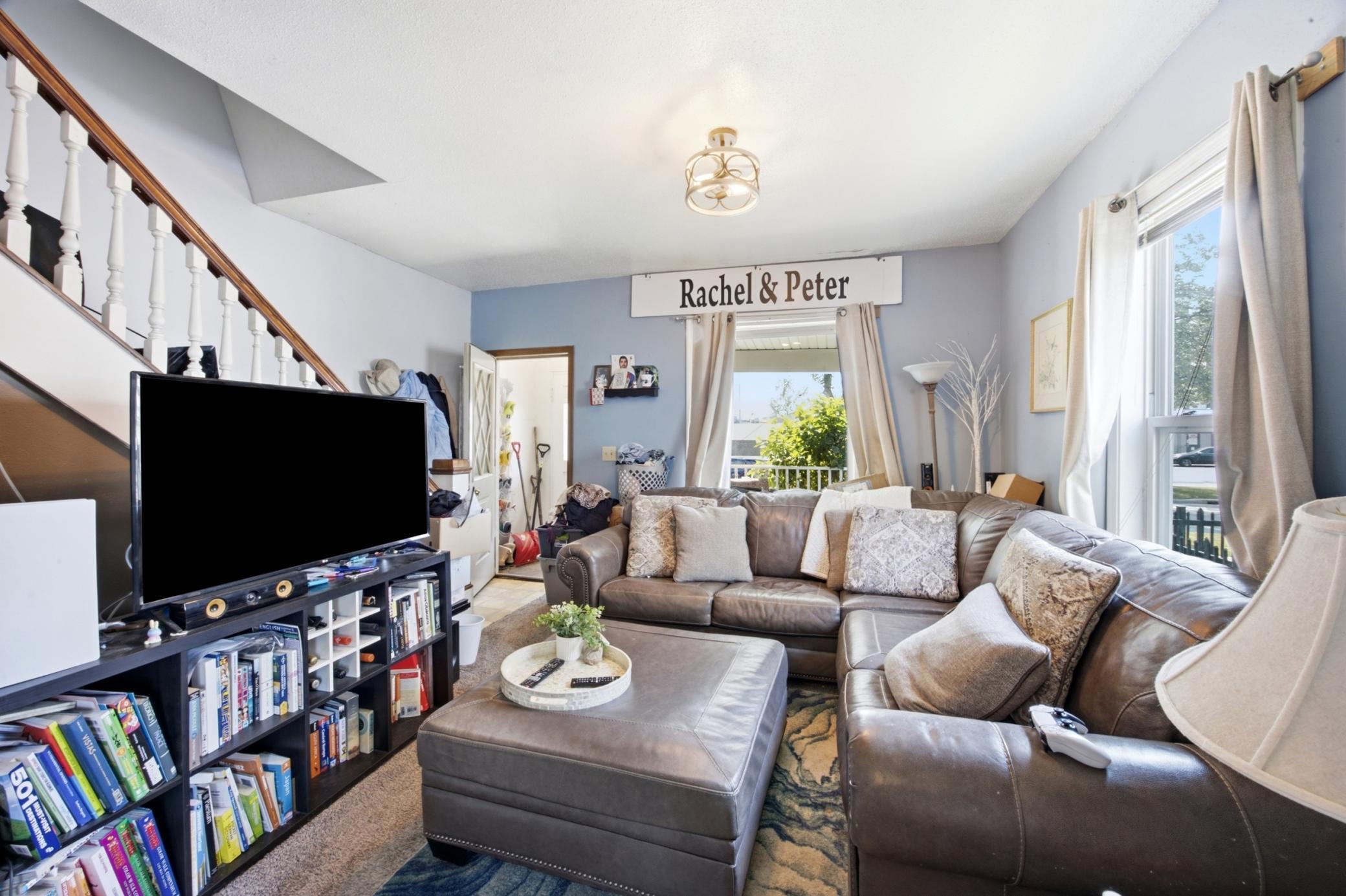 1121 3rd Avenue N Property Photo 6