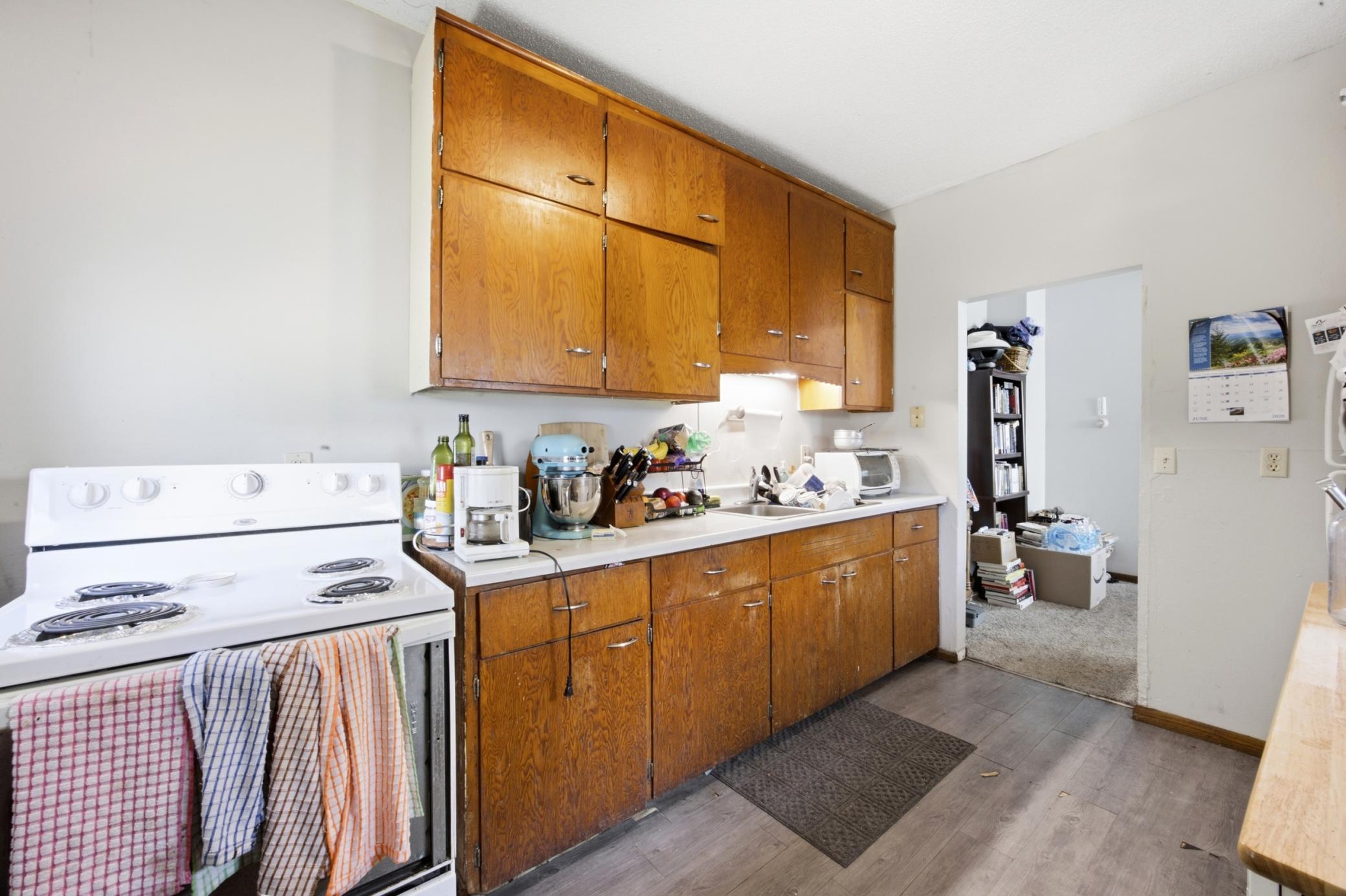 1121 3rd Avenue N Property Photo 9