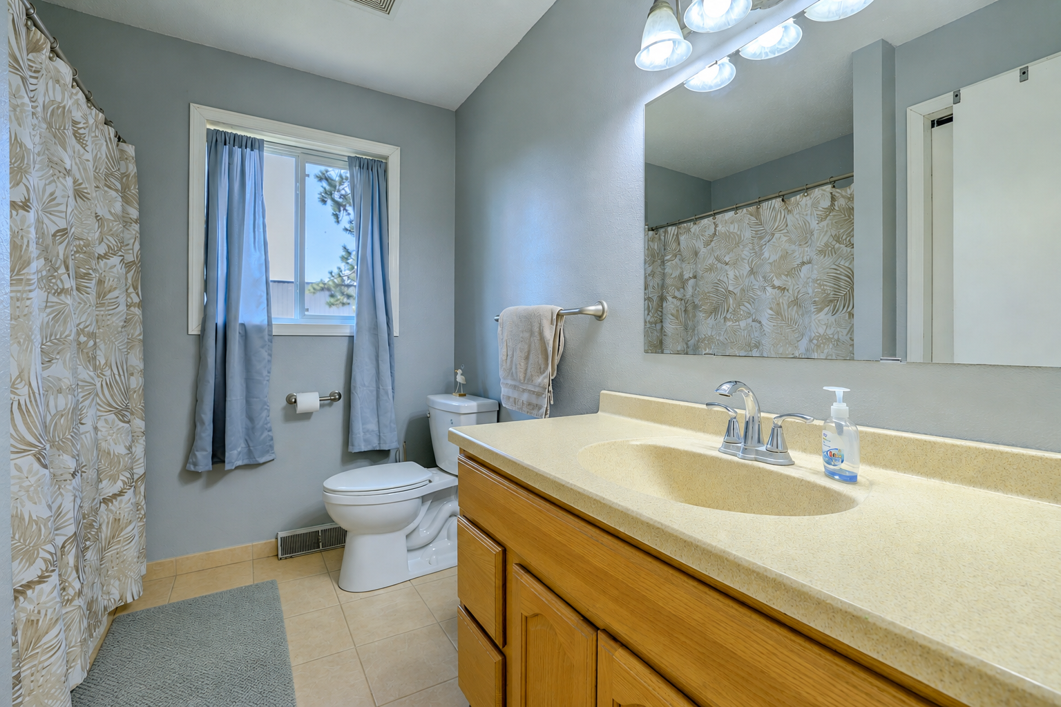 705 3rd Avenue N Property Photo 12