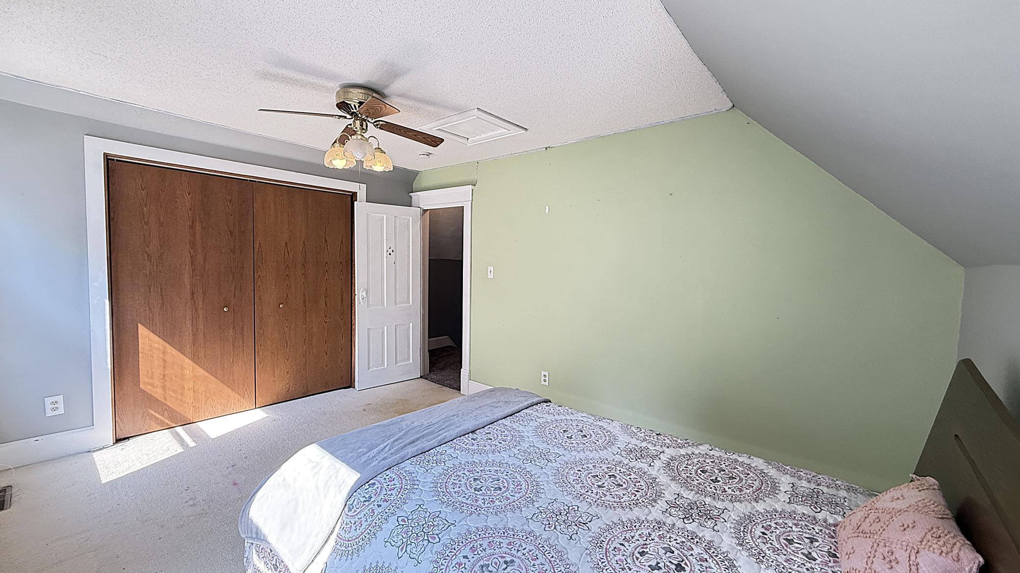 237 E Dahlstrom Avenue Property Photo 33